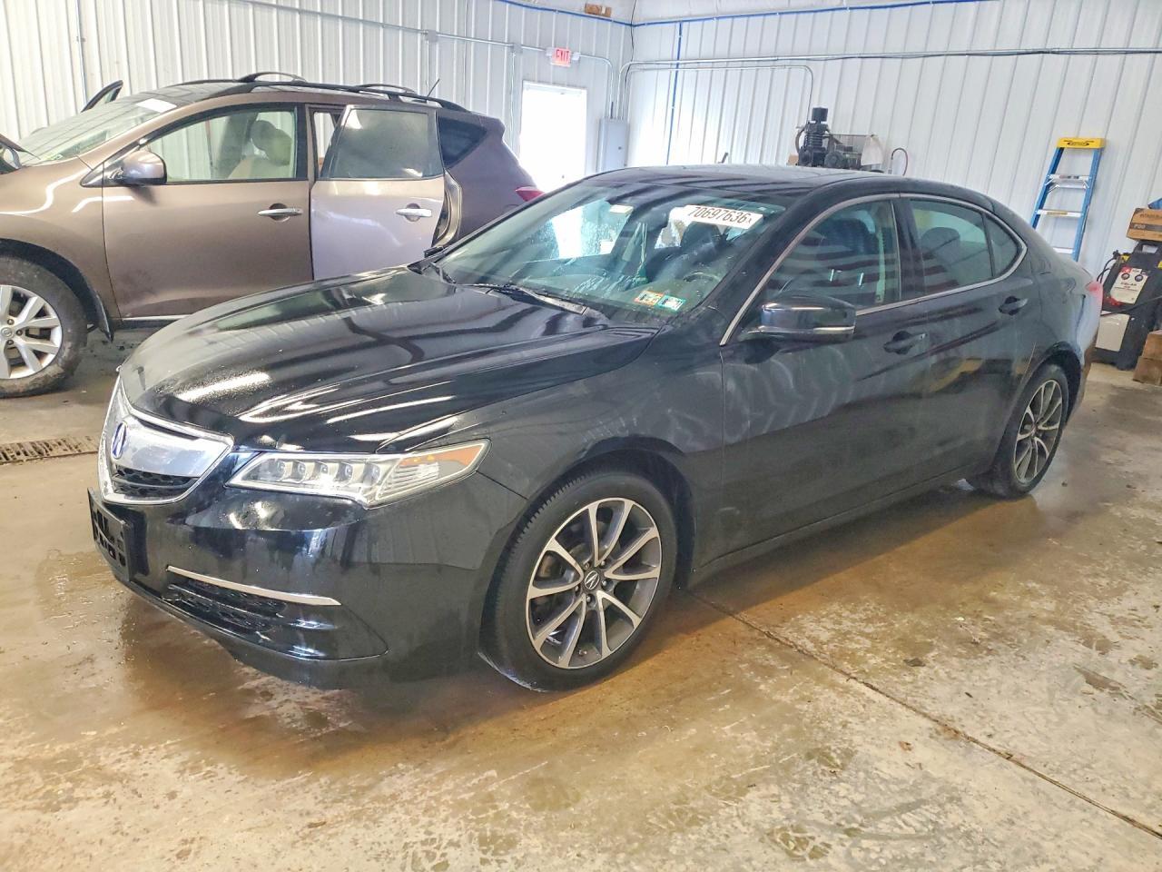2015 Acura TLX, Tech