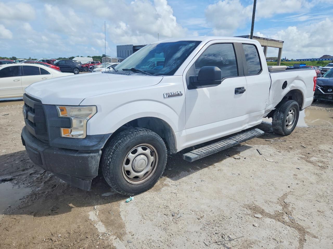 2017 Ford F-150, Super Cab