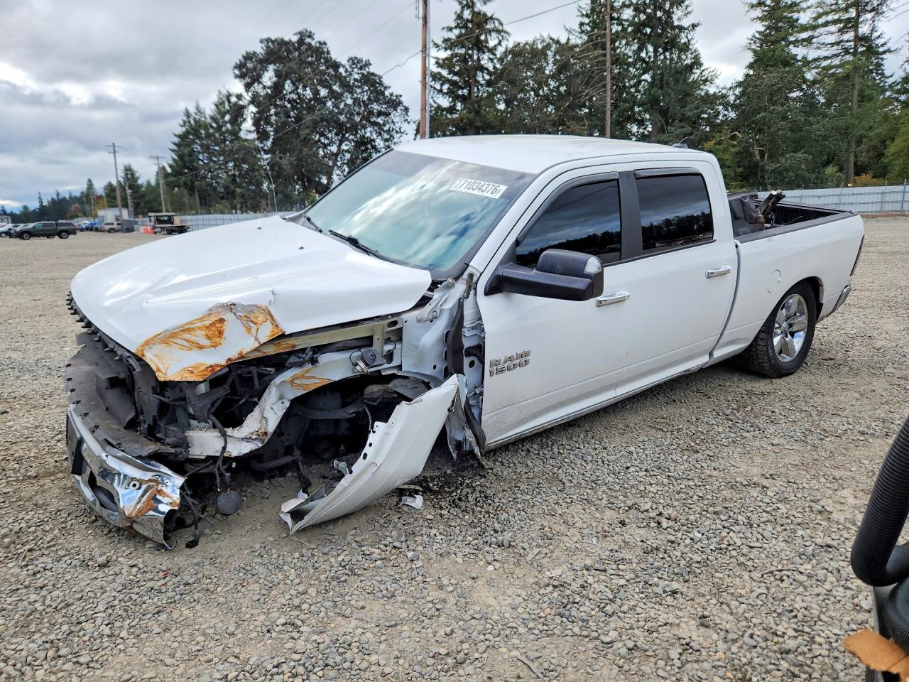 2016 RAM 1500, Slt