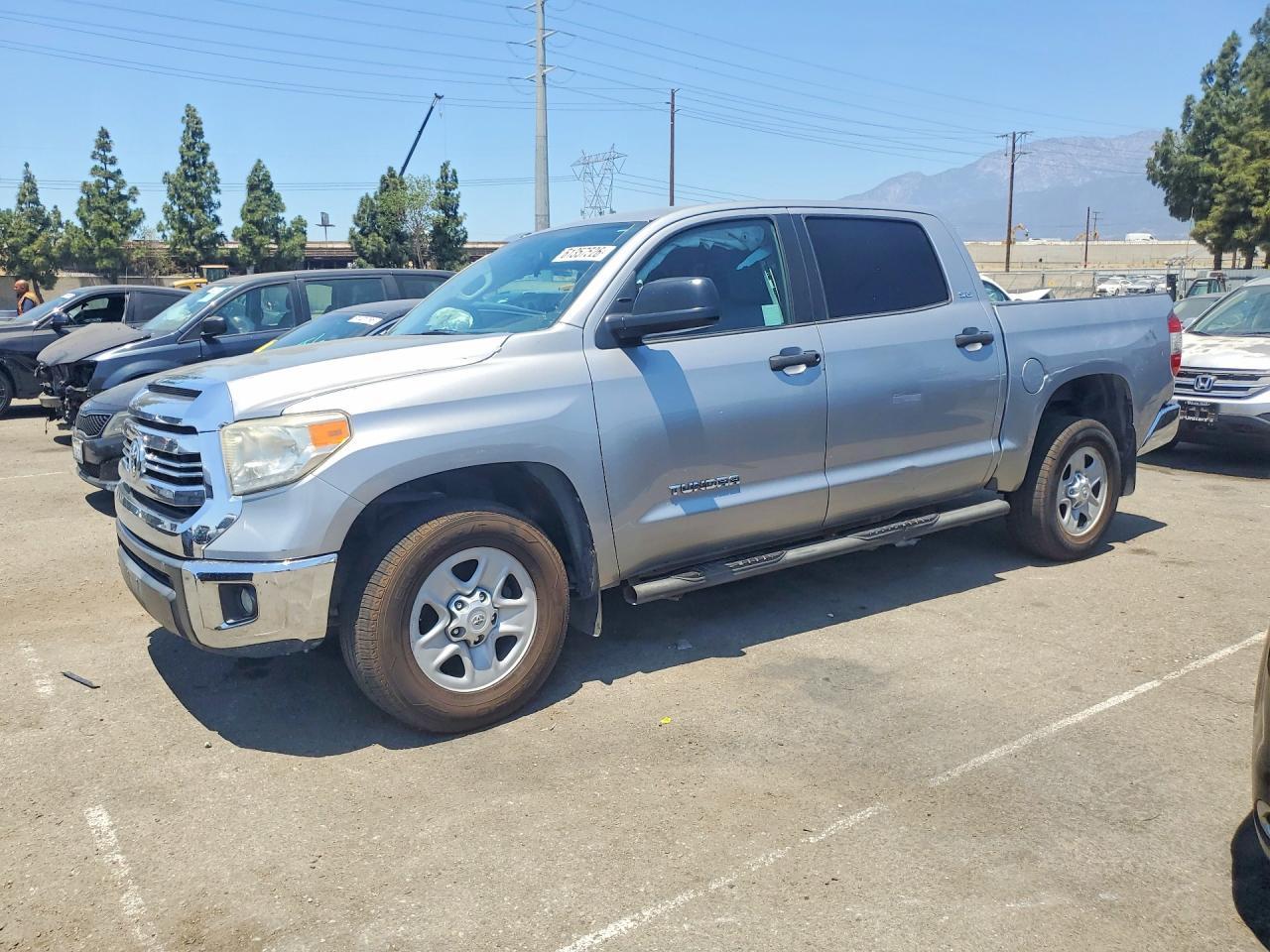 2016 Toyota Tundra, Crewmax Sr5