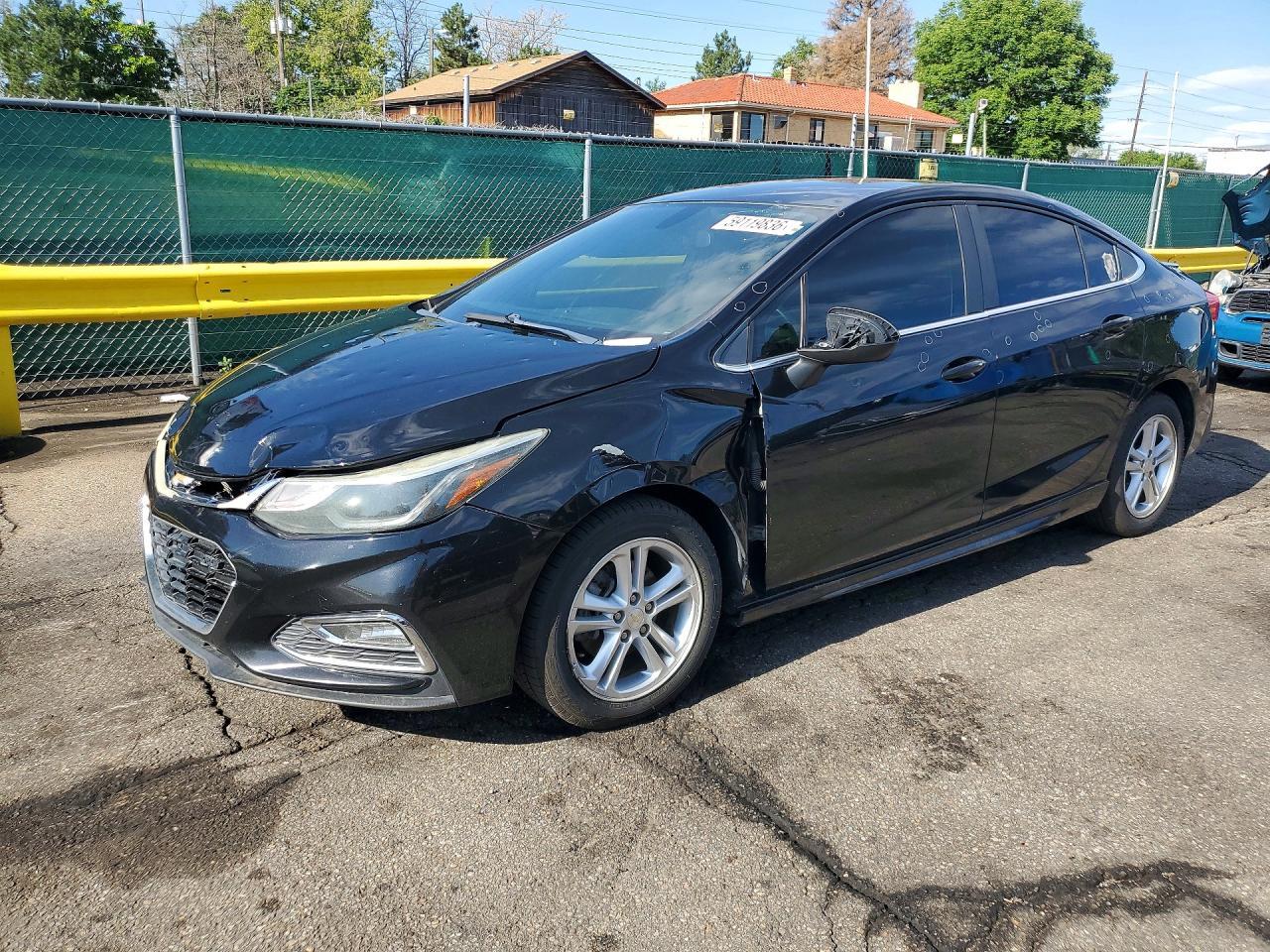 2017 Chevrolet Cruze, LT