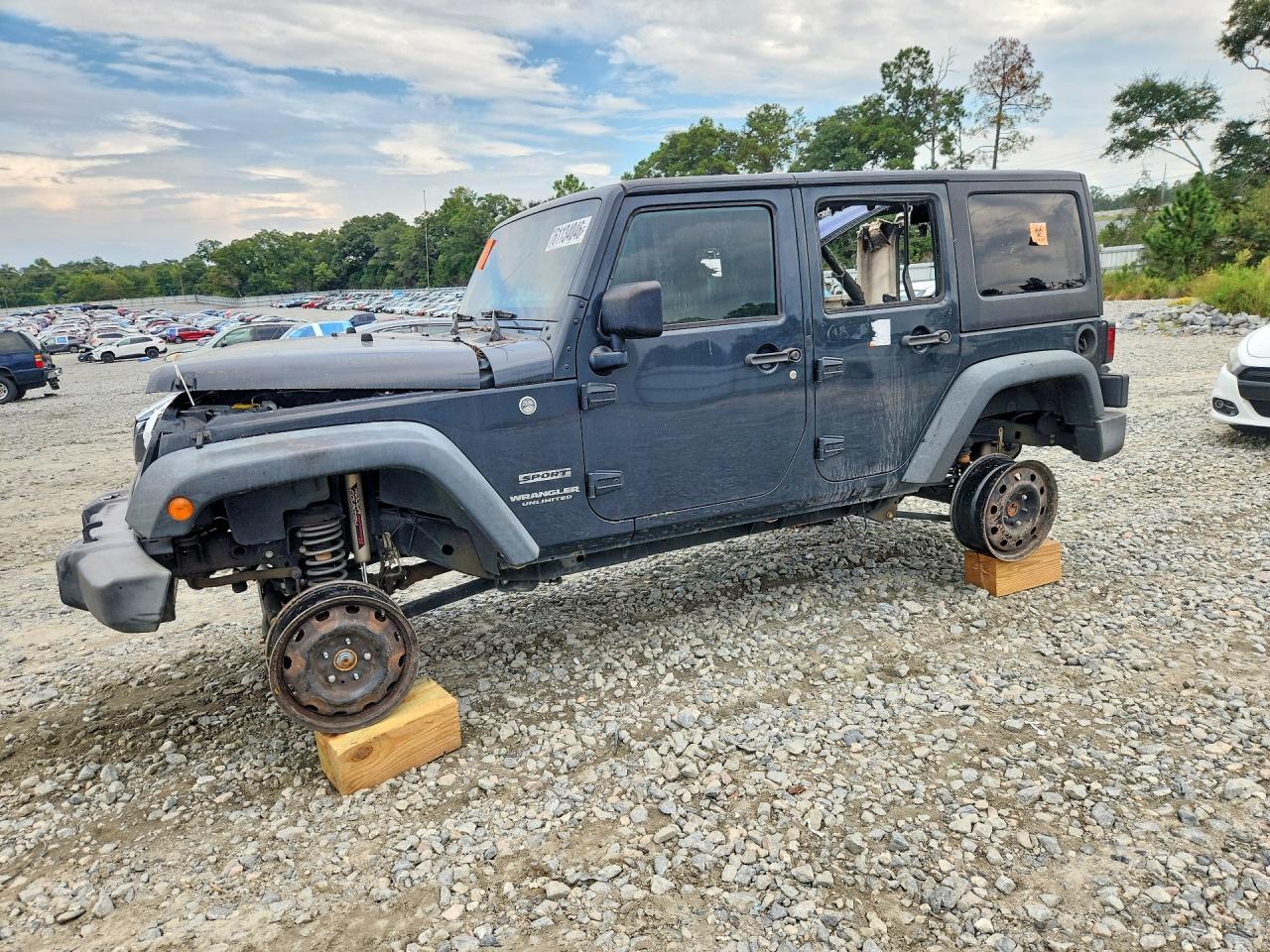 2017 Jeep Wrangler, Sport