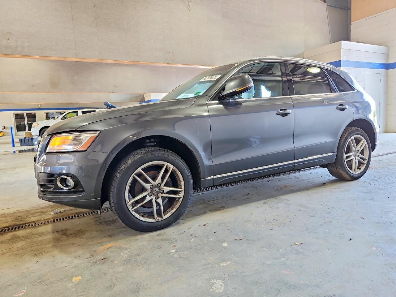 2017 Audi Q5, Premium
