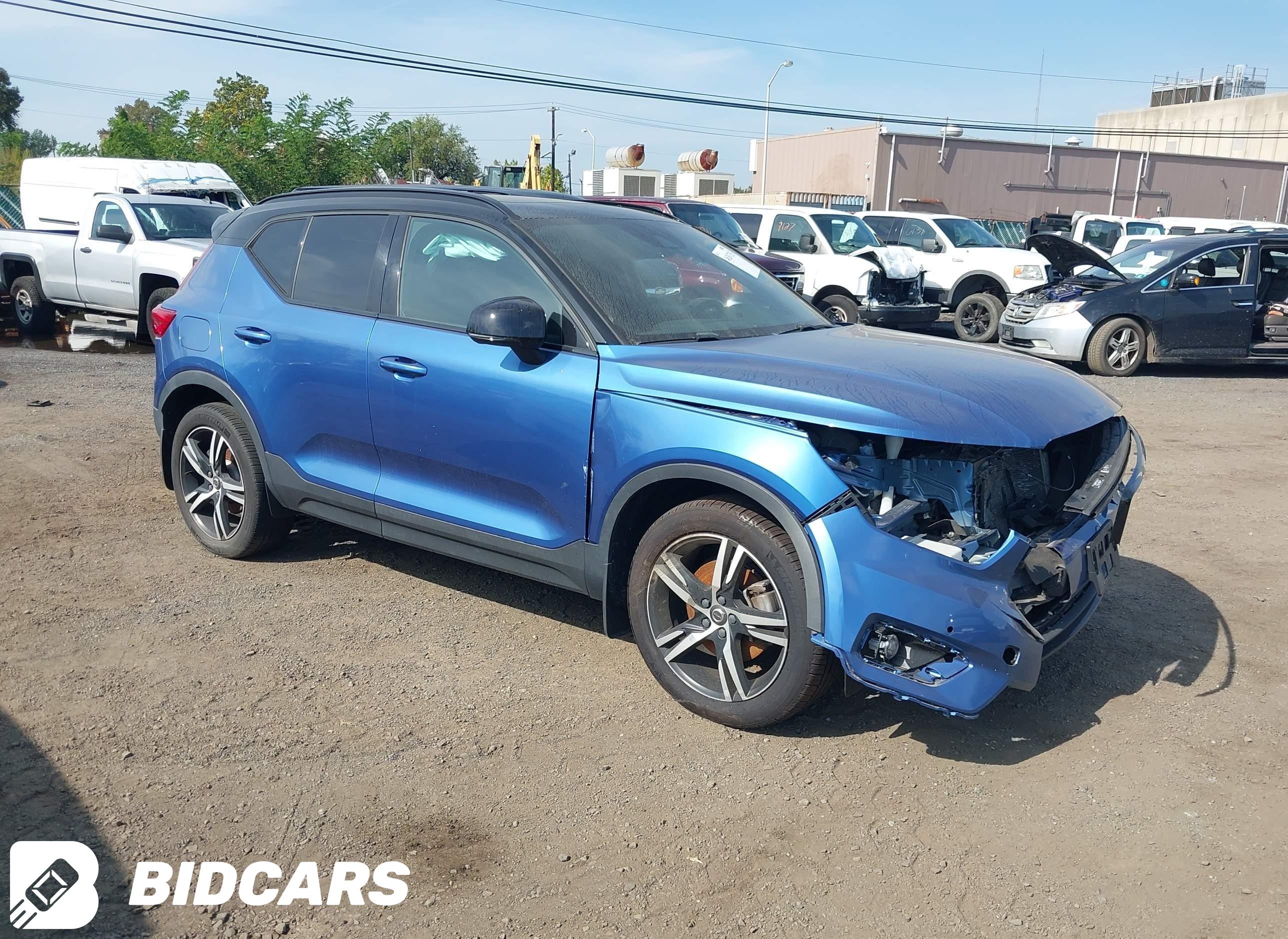 2021 Volvo XC40, T5 R-Design