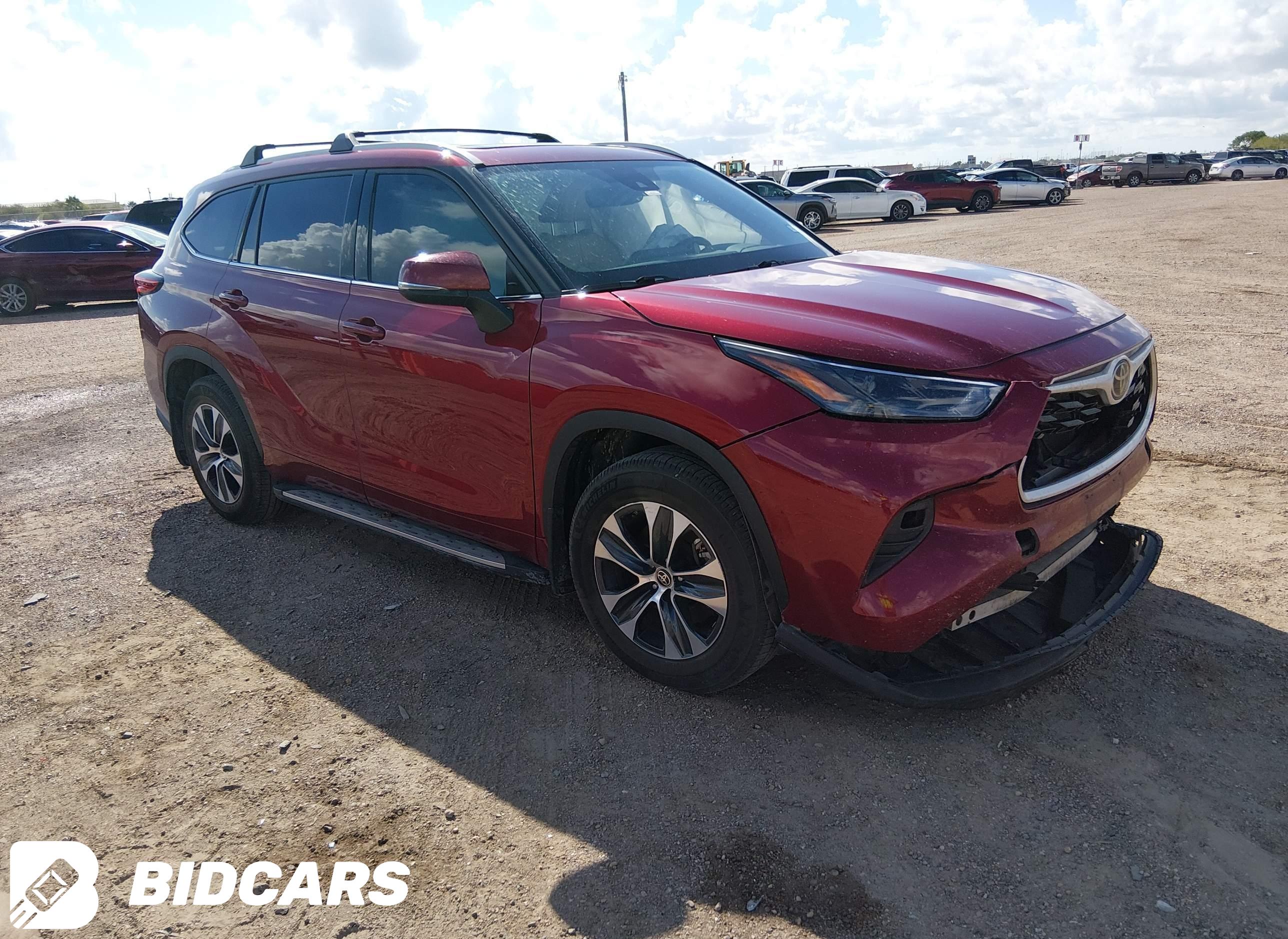 2022 Toyota Highlander, Xle