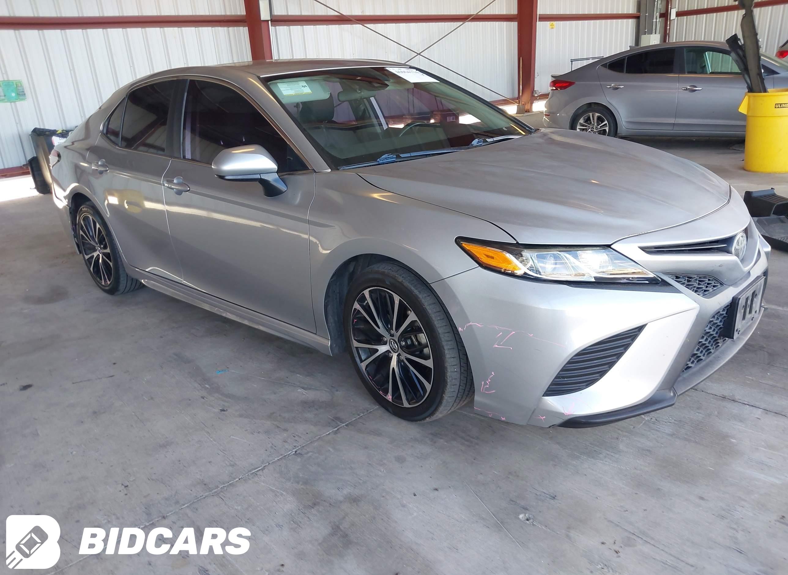 2019 Toyota Camry, SE