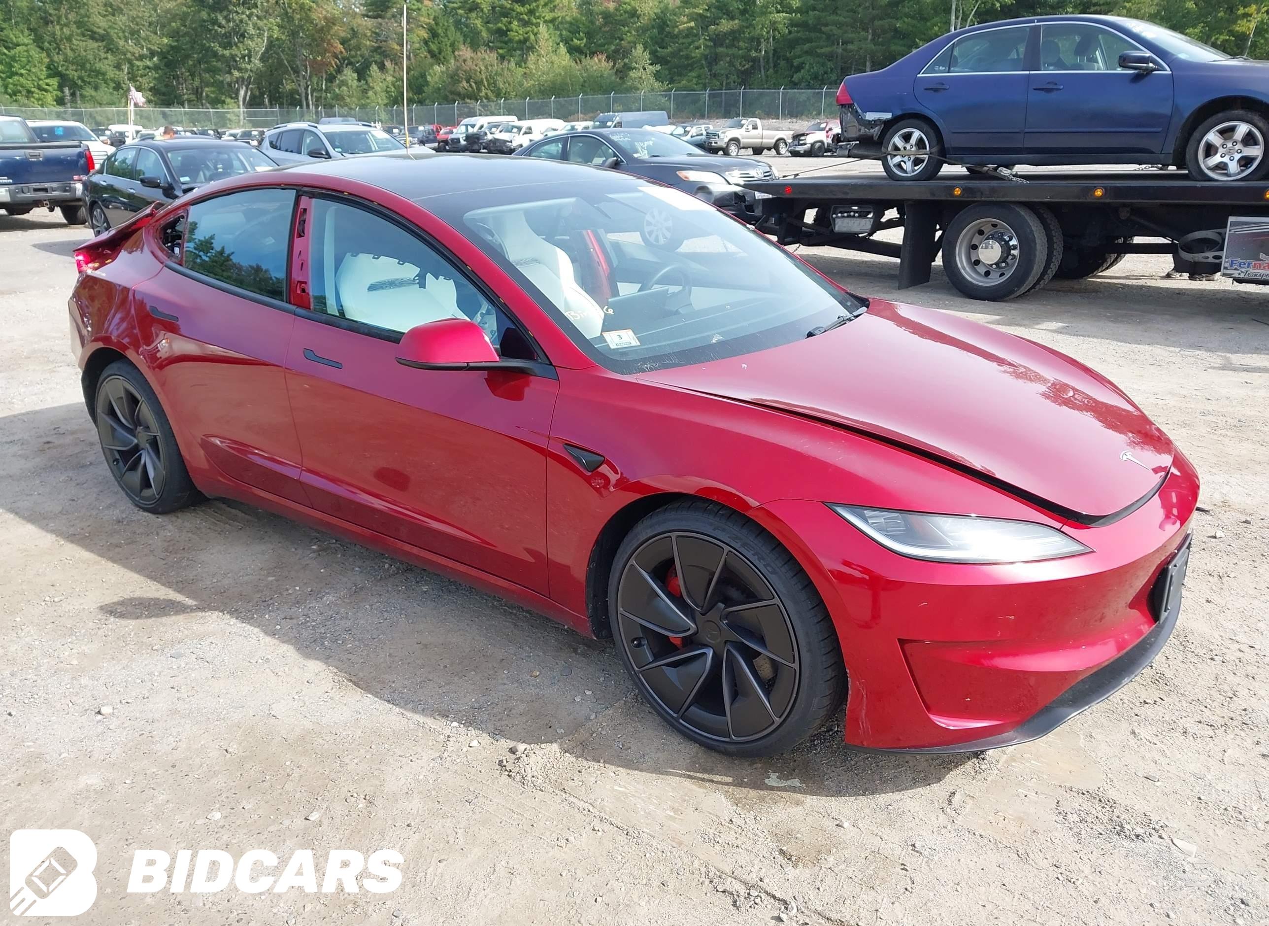 2025 Tesla Model 3, Performan...