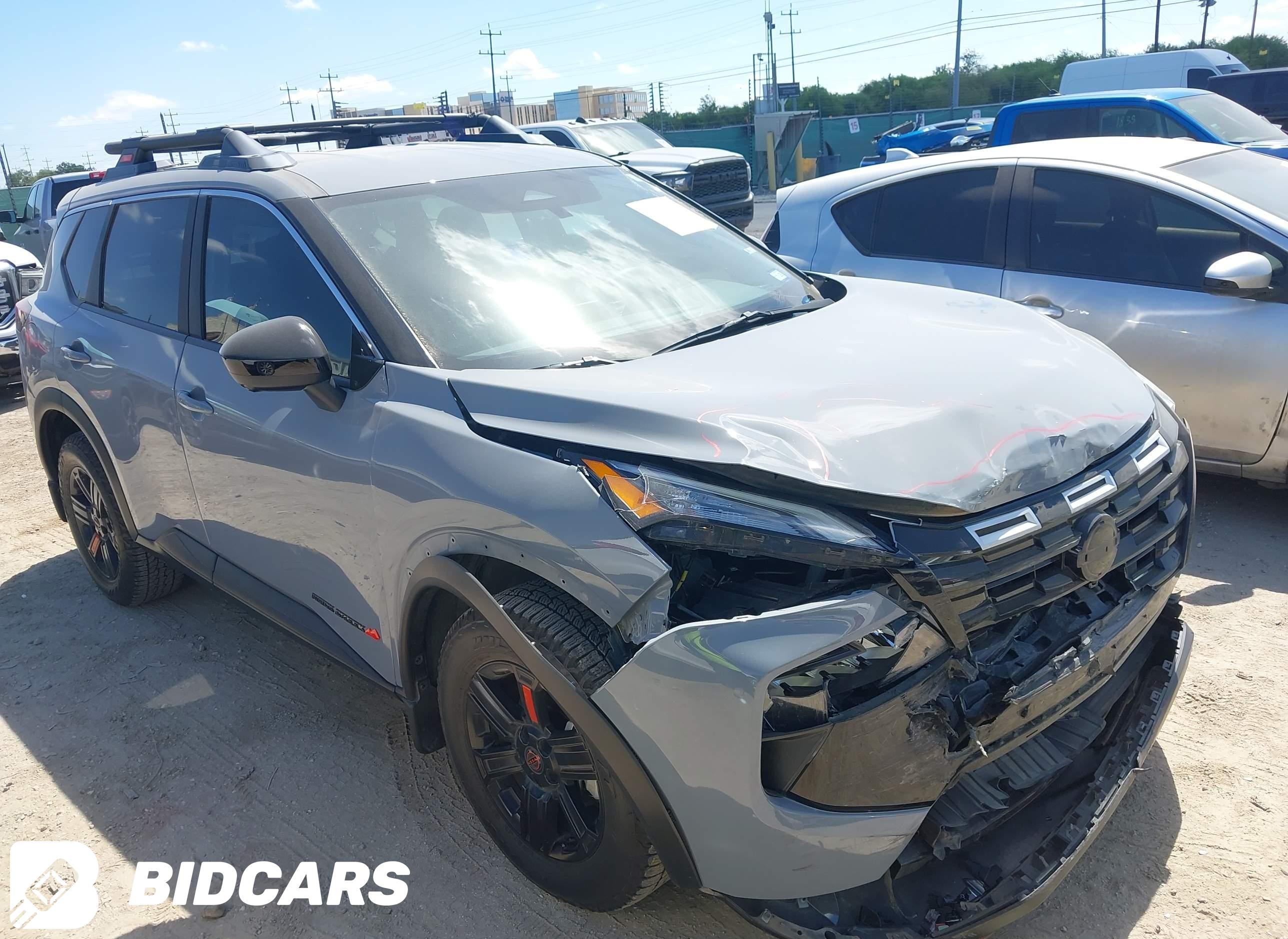 2025 Nissan Rogue, Rock Creek