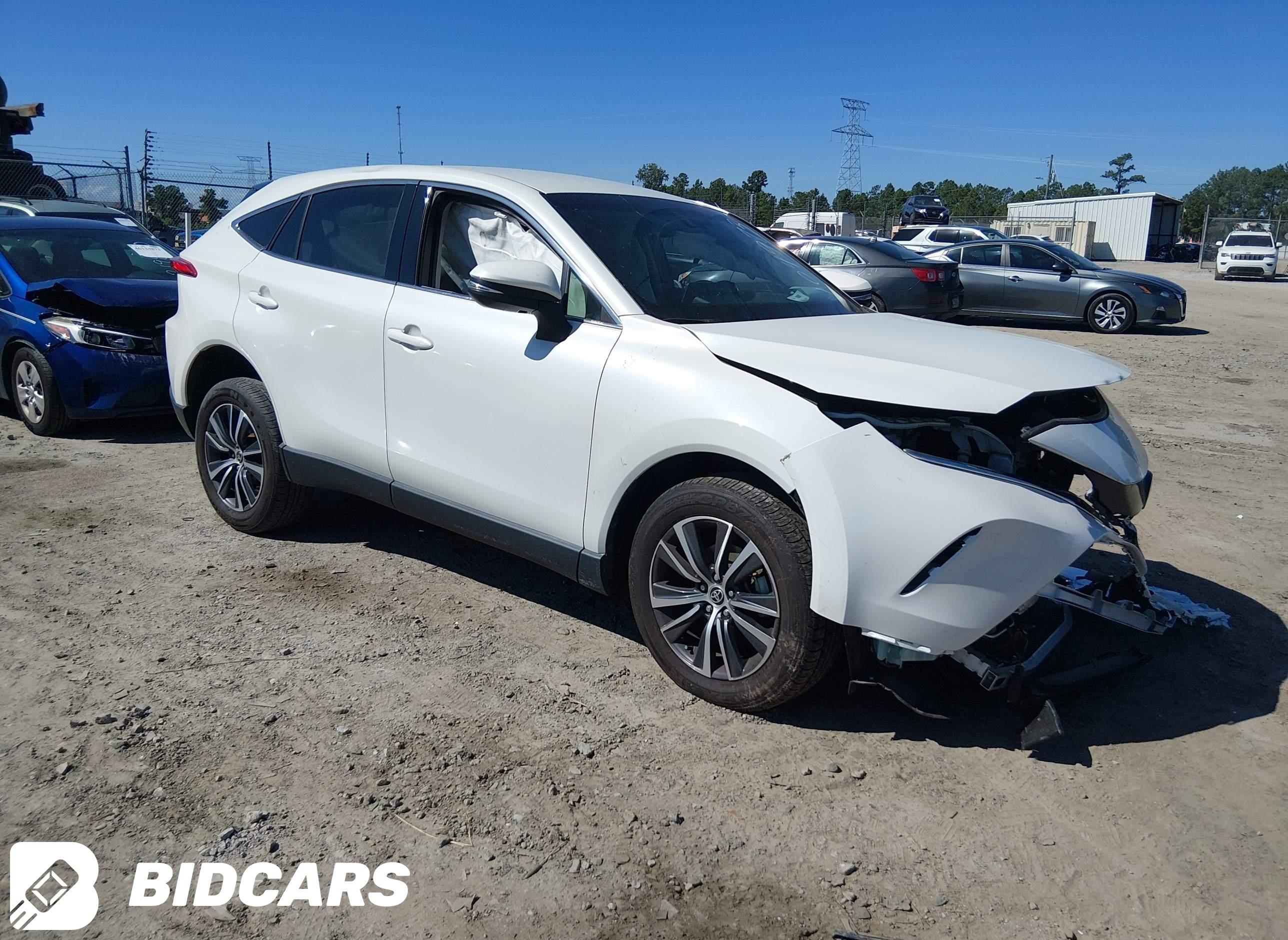 2022 Toyota Venza, LE