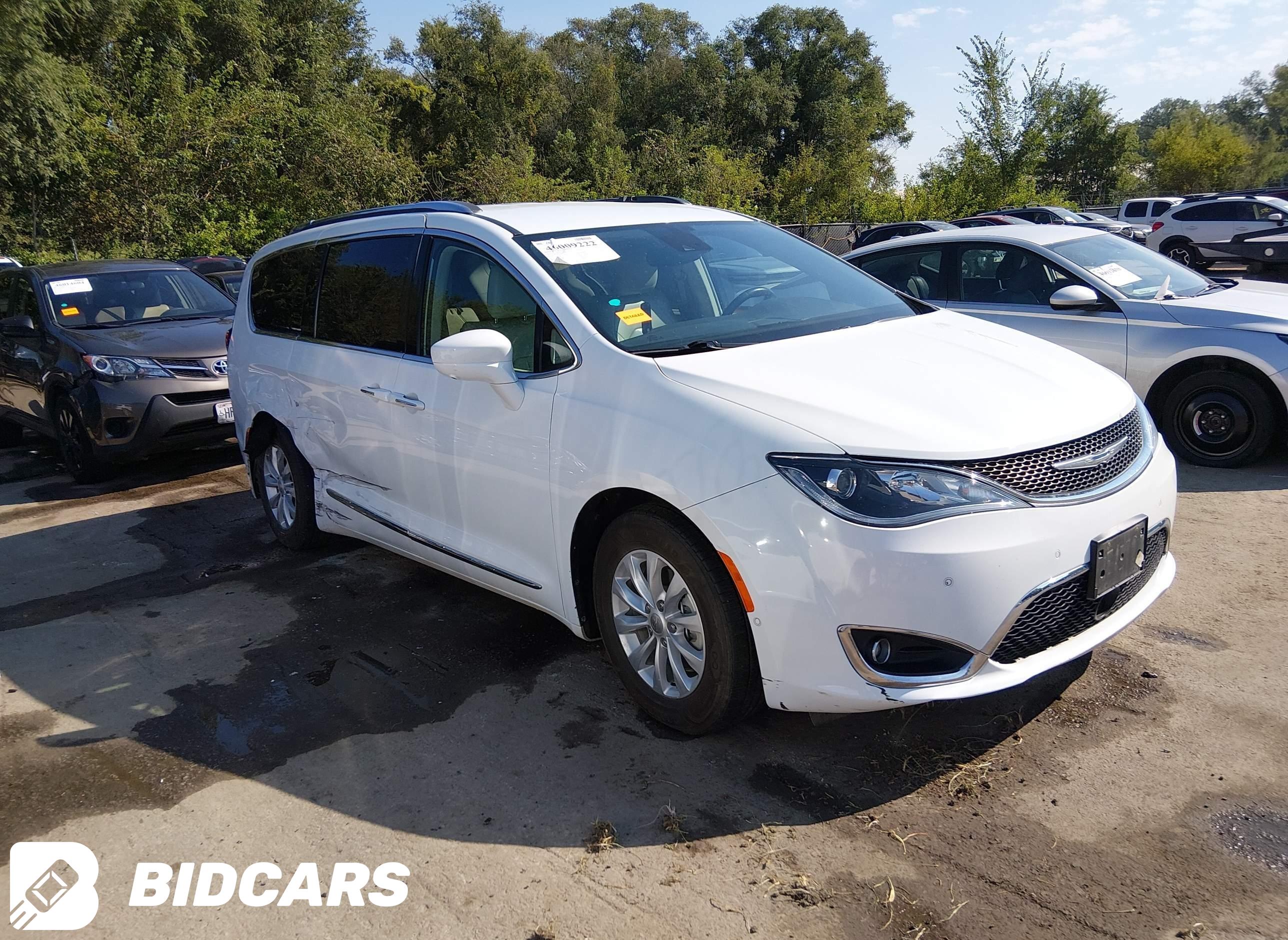 2018 Chrysler Pacifica, Touri...