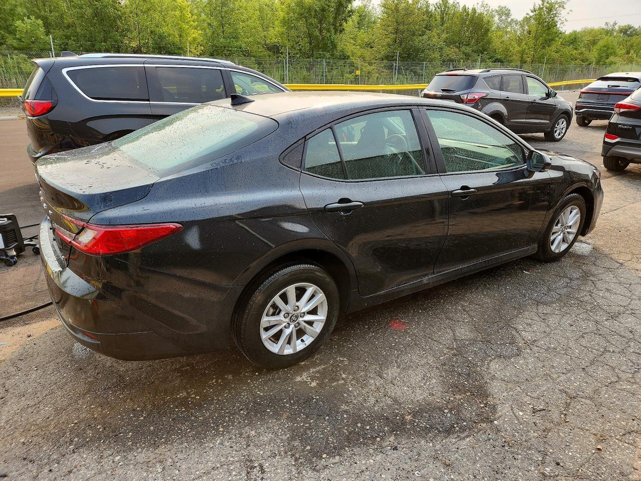 2025 Toyota Camry, LE