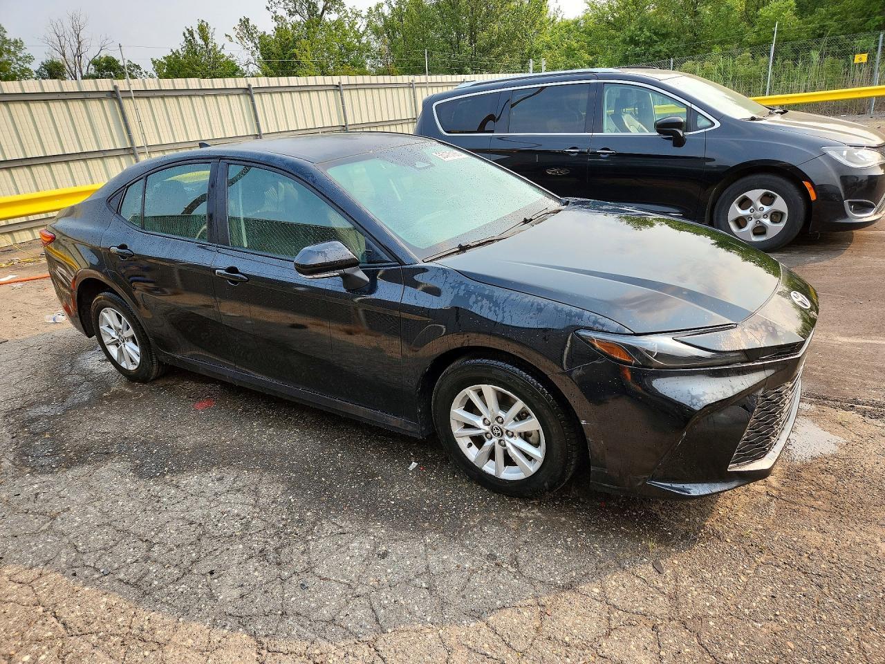 2025 Toyota Camry, LE