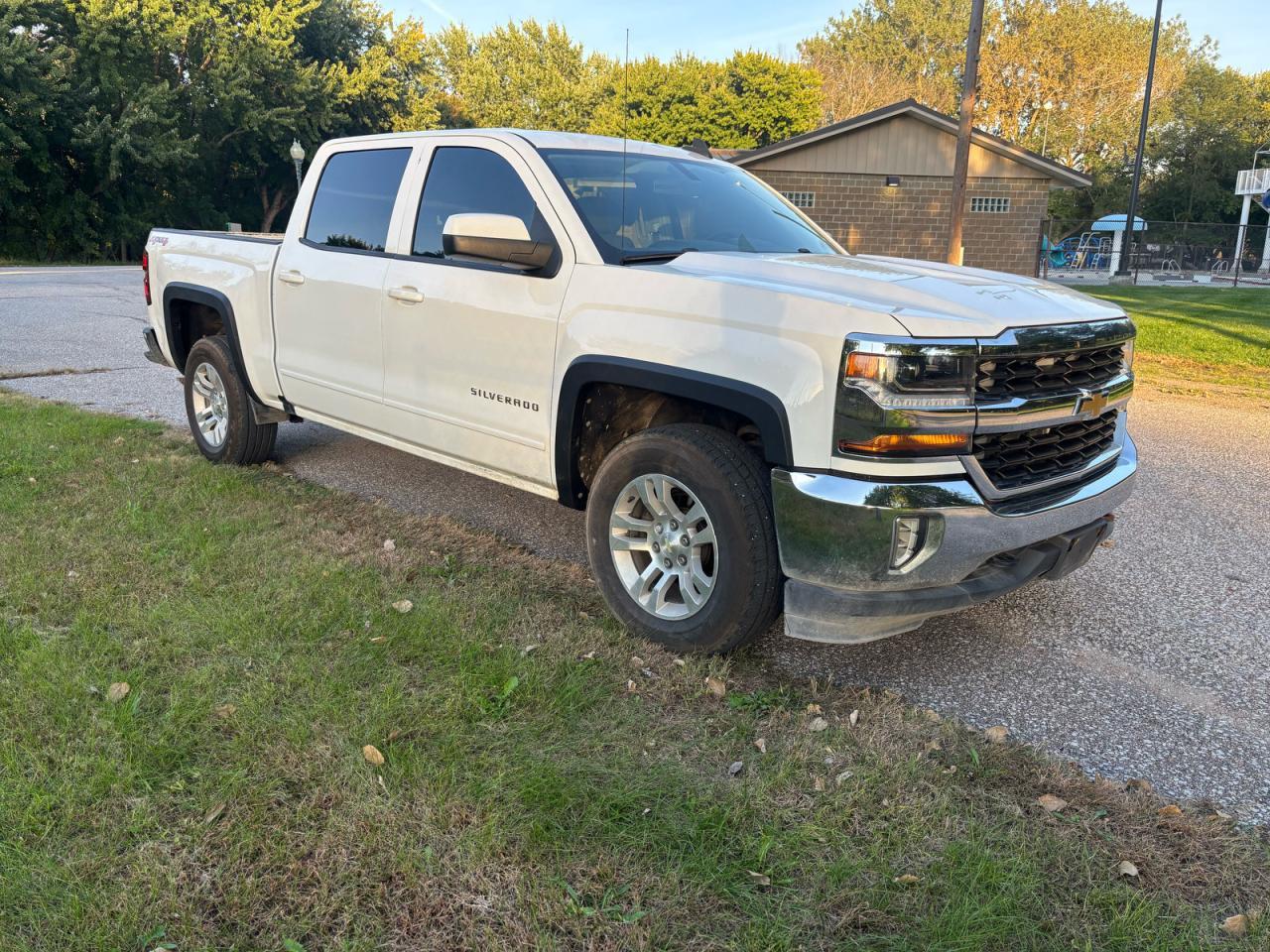2016 Chevrolet Silverado, K15...