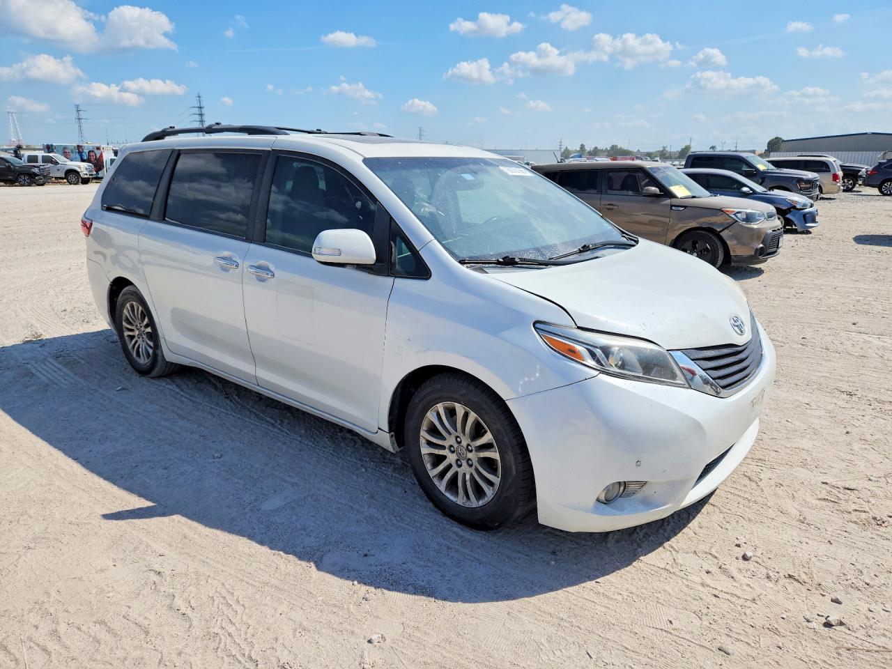 2015 Toyota Sienna, Limited P...
