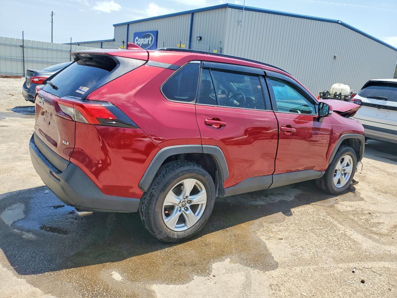 2021 Toyota RAV4, Xle