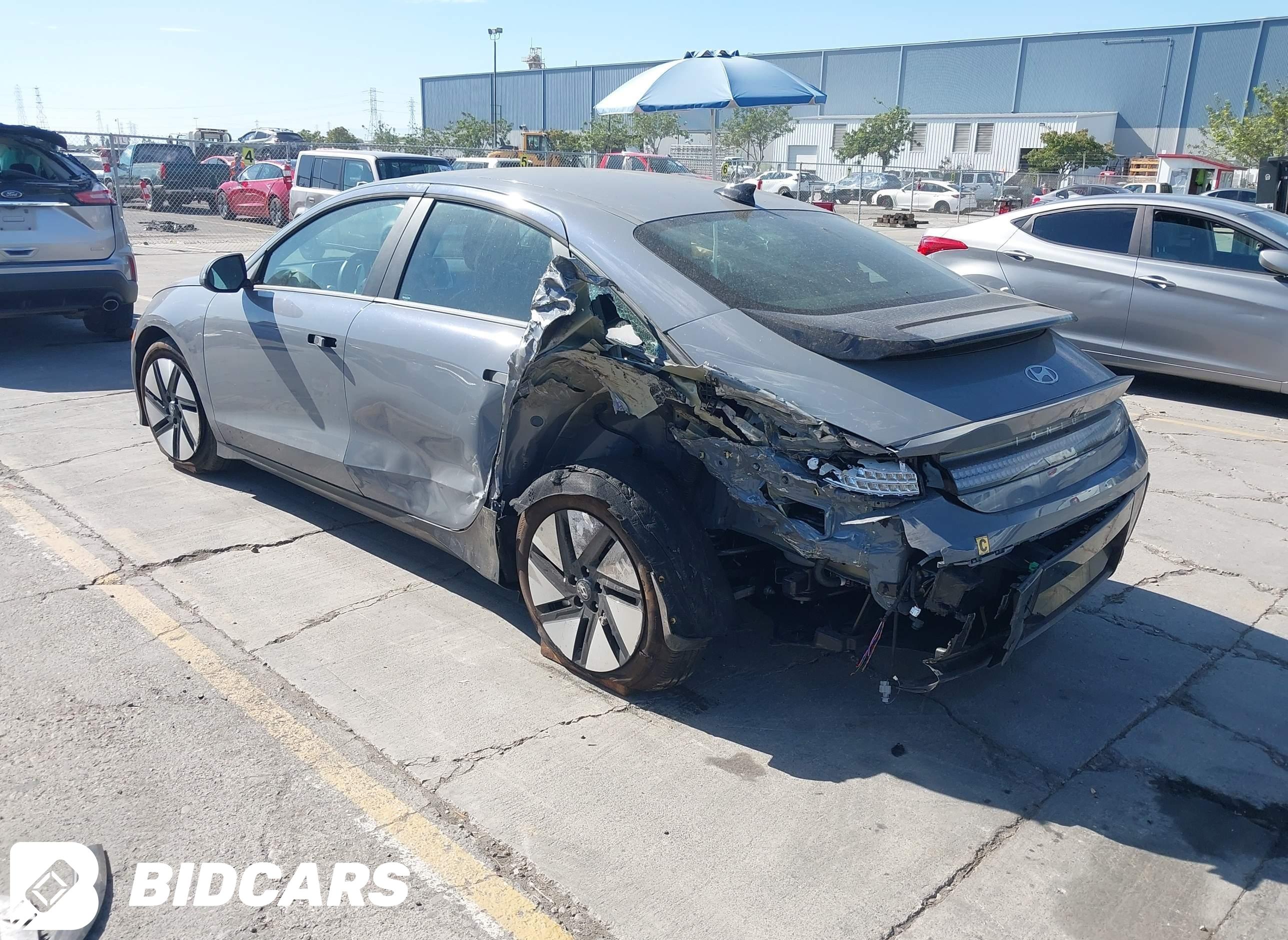 2025 Hyundai Ioniq 6, SE