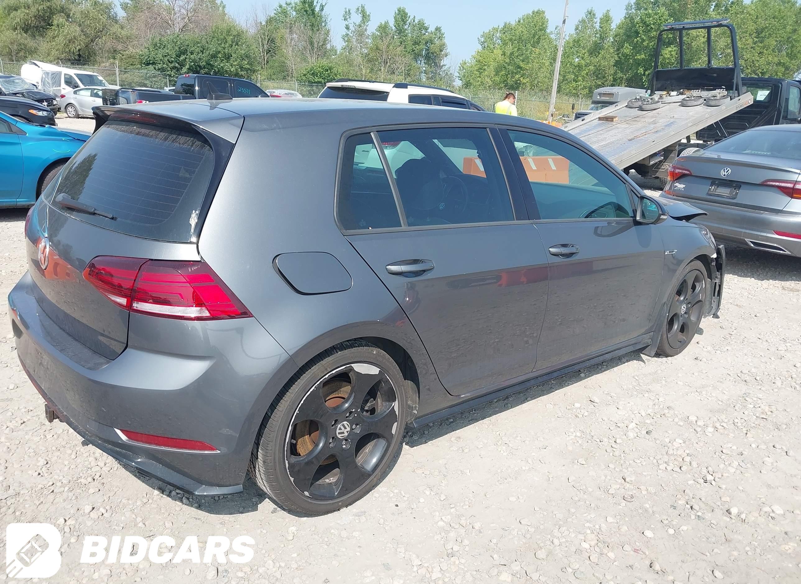 2018 Volkswagen Golf R, 2.0T...
