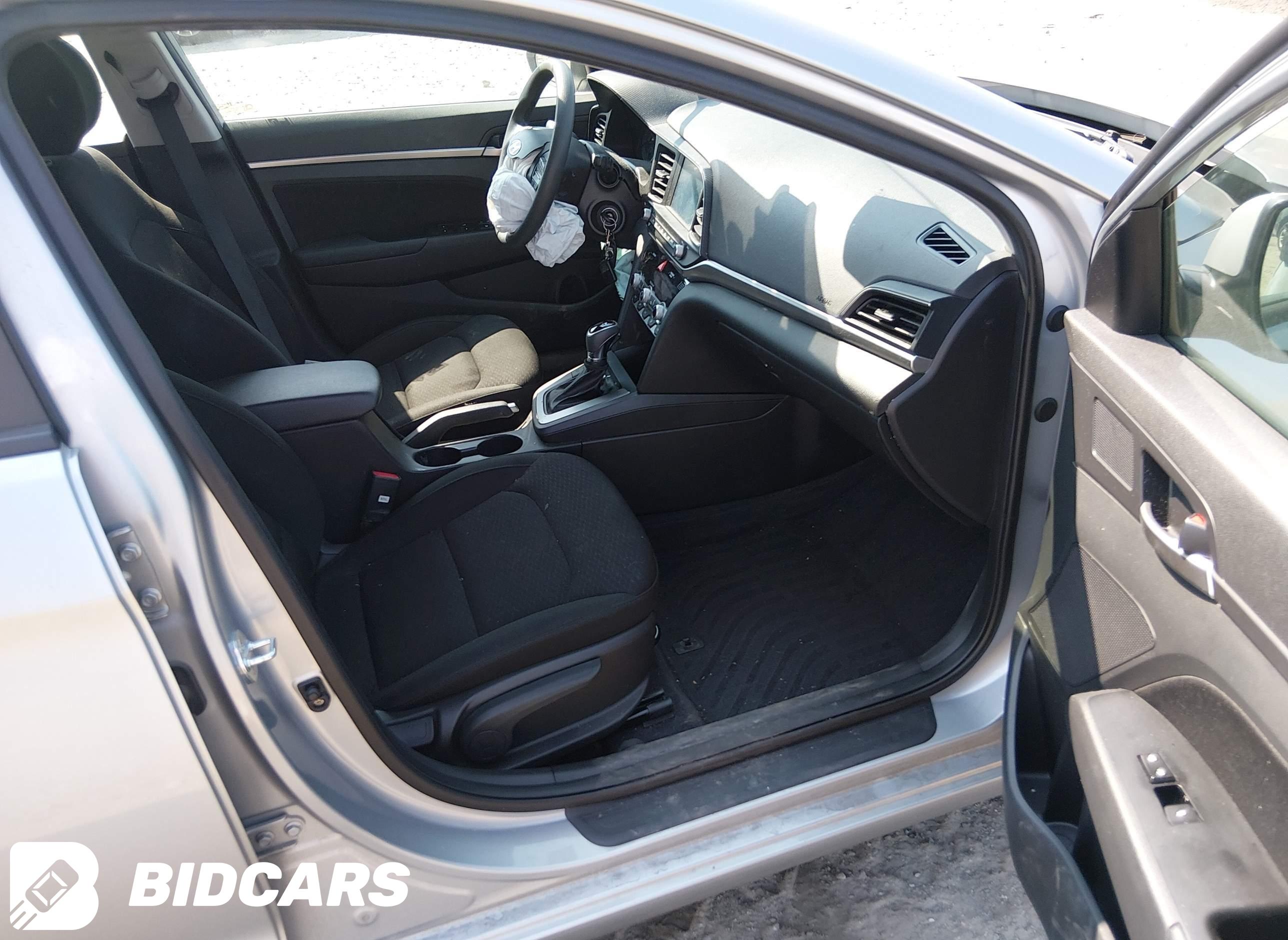 2020 Hyundai Elantra, Sel