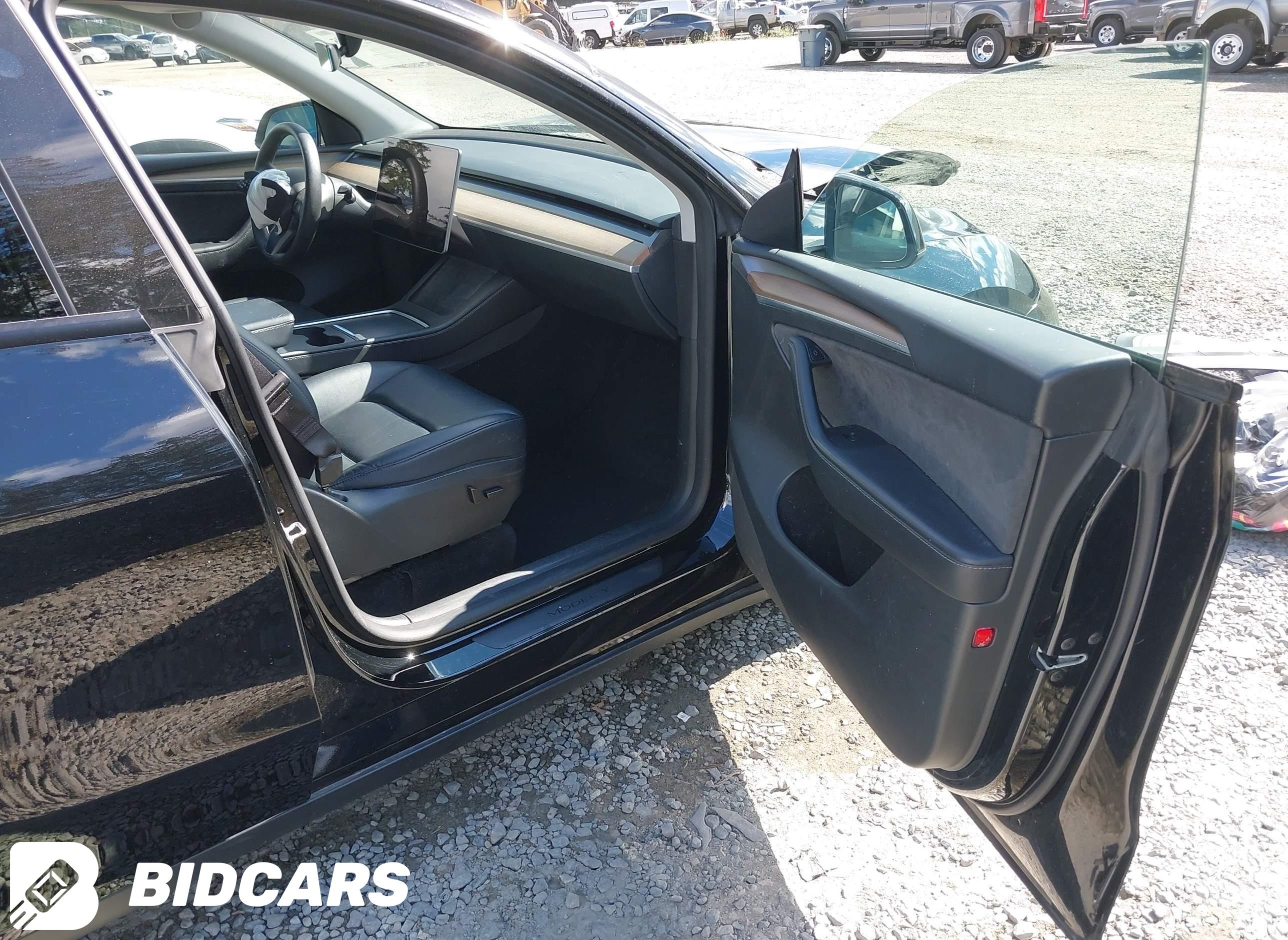 2023 Tesla Model Y, Awd/Long...