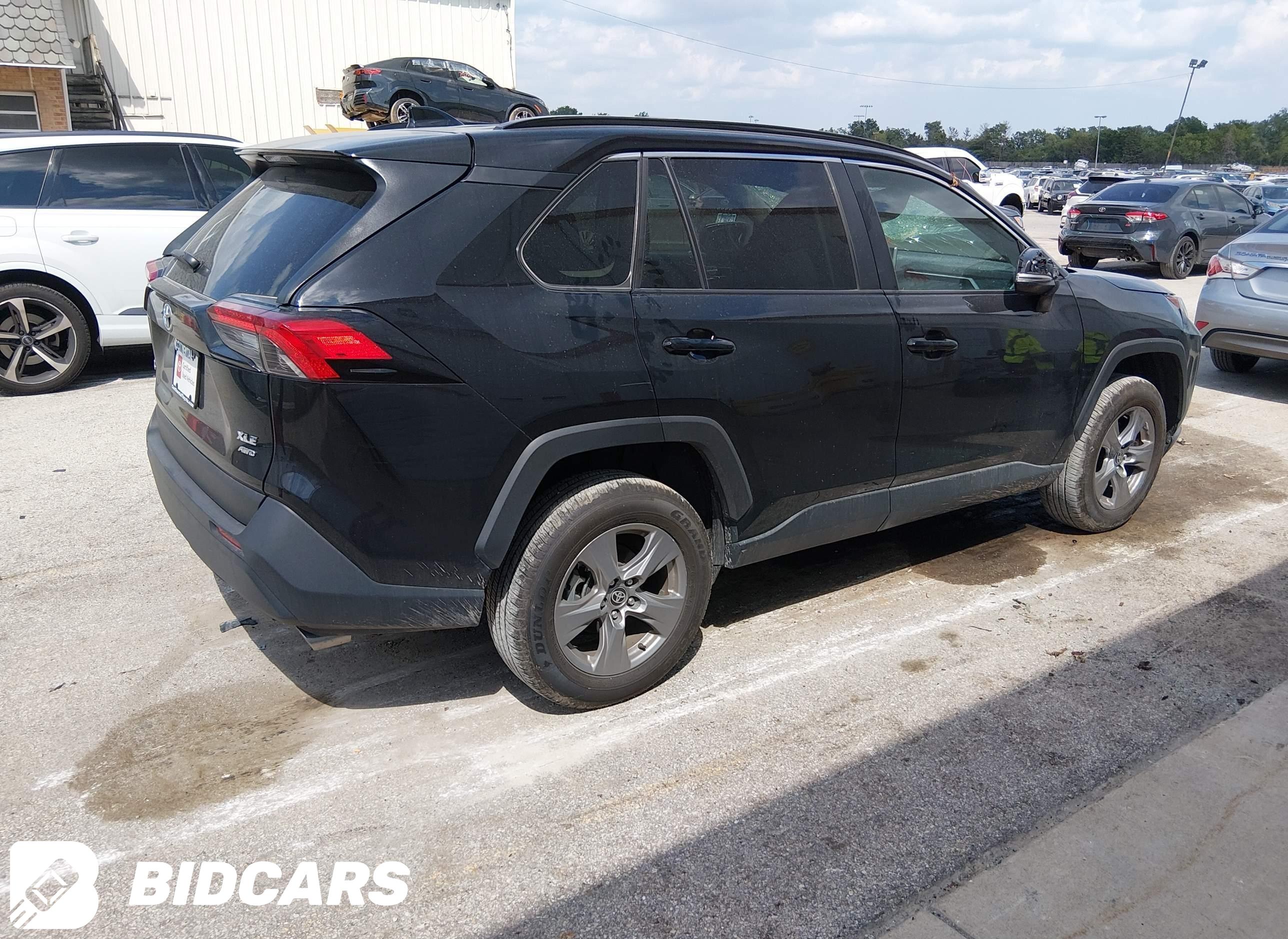 2024 Toyota RAV4, Xle