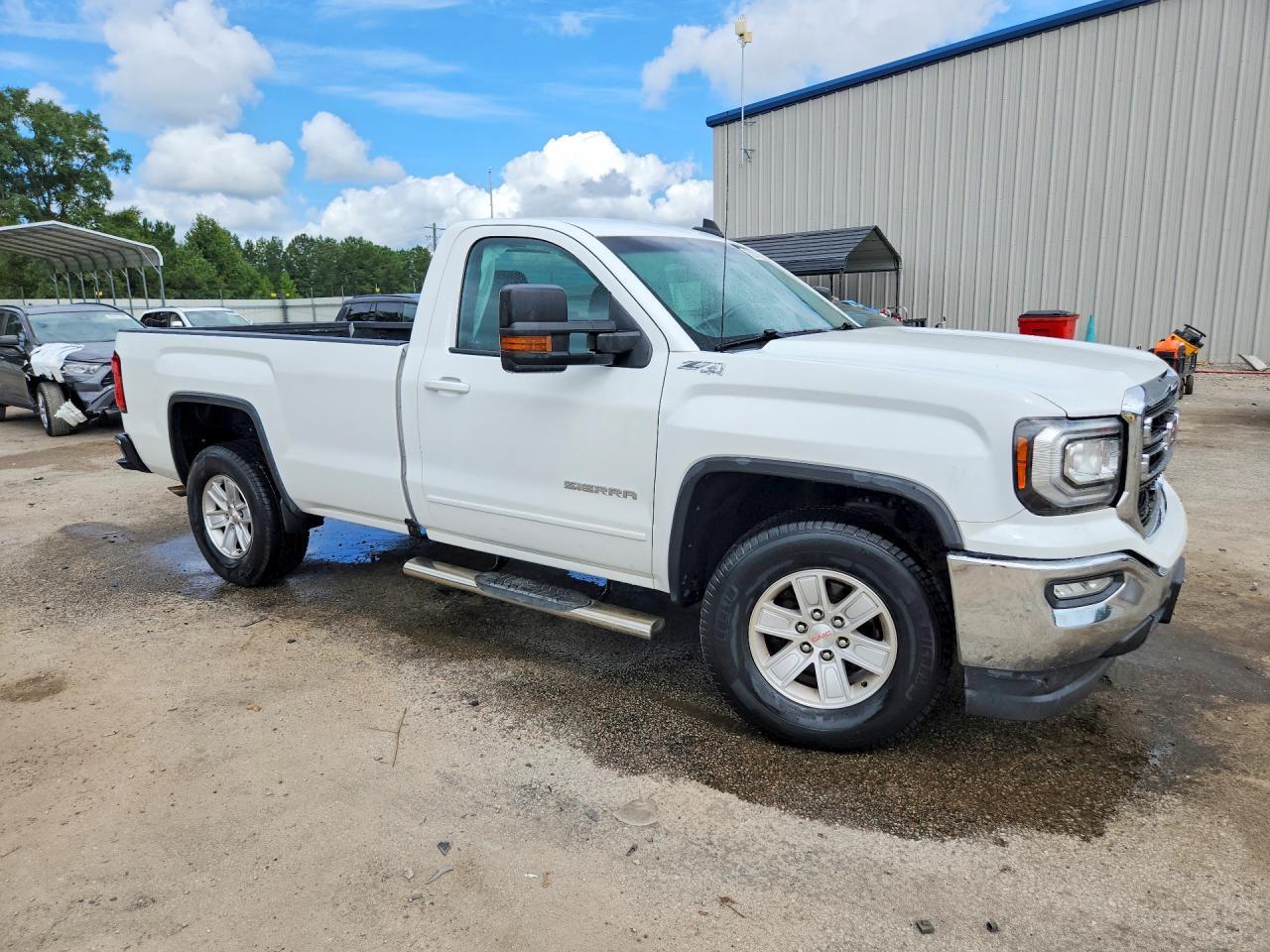 2017 GMC Sierra, K1500 Sle