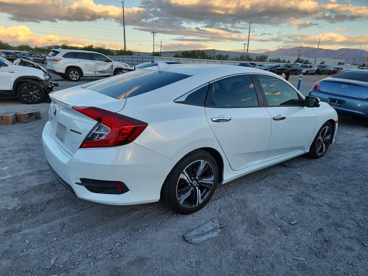 2018 Honda Civic, Touring