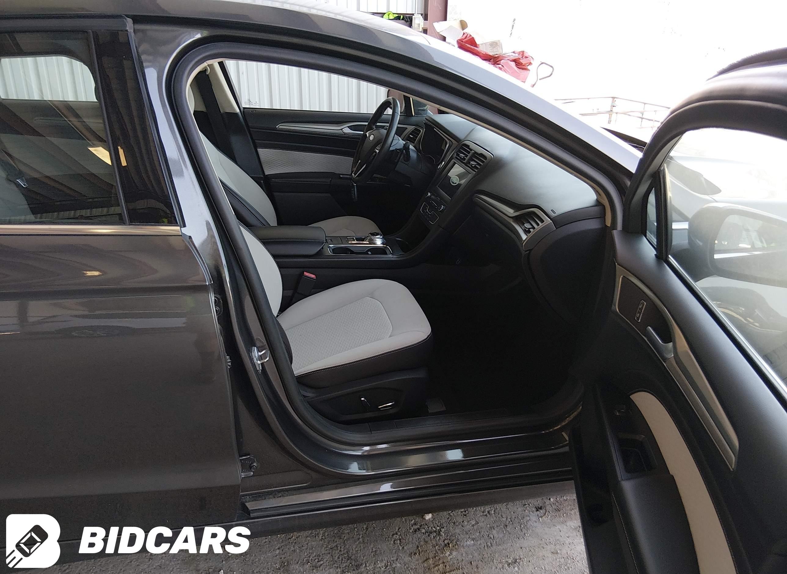 2019 Ford Fusion, SE