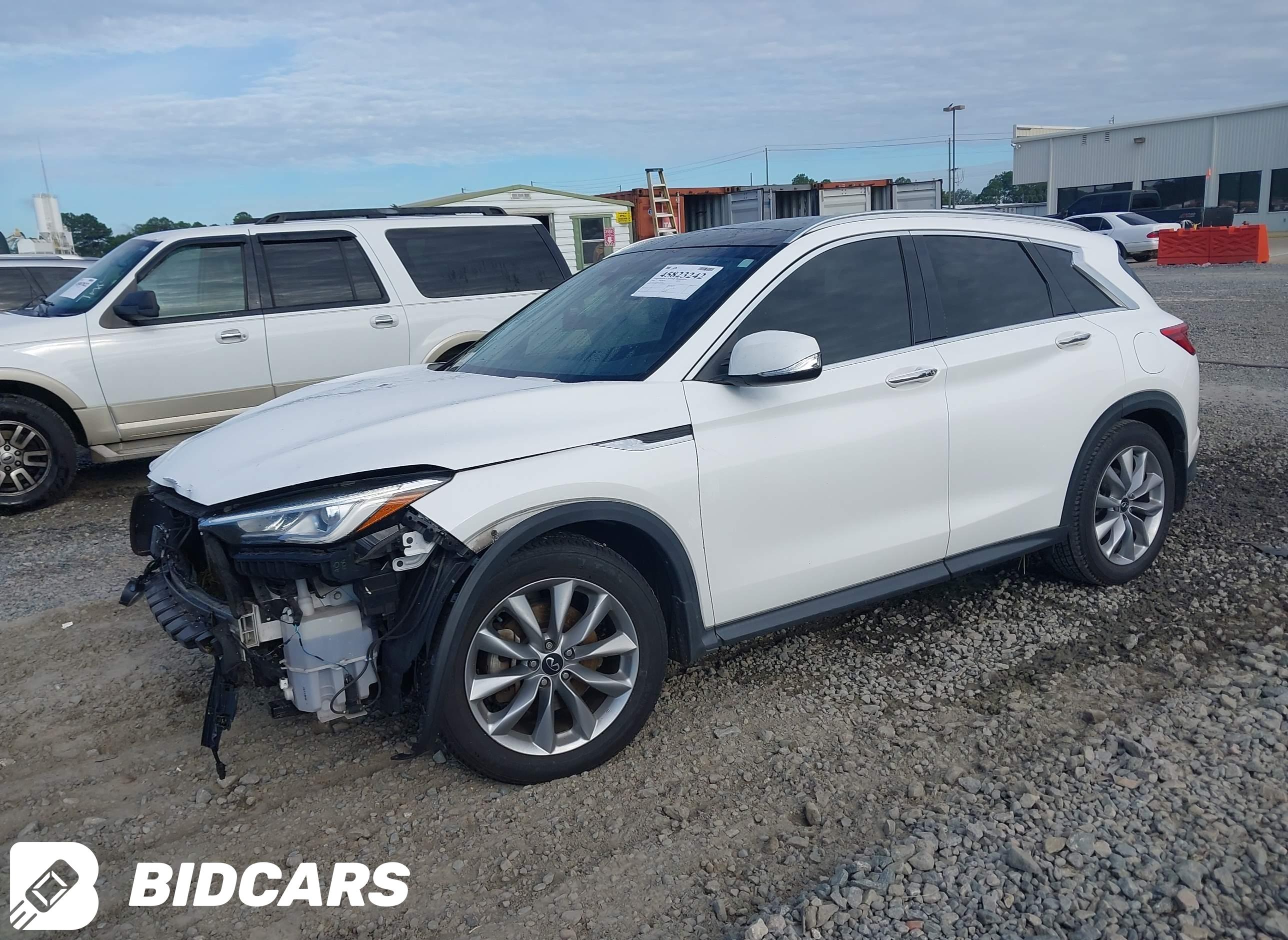 2020 Infiniti QX50, Luxe
