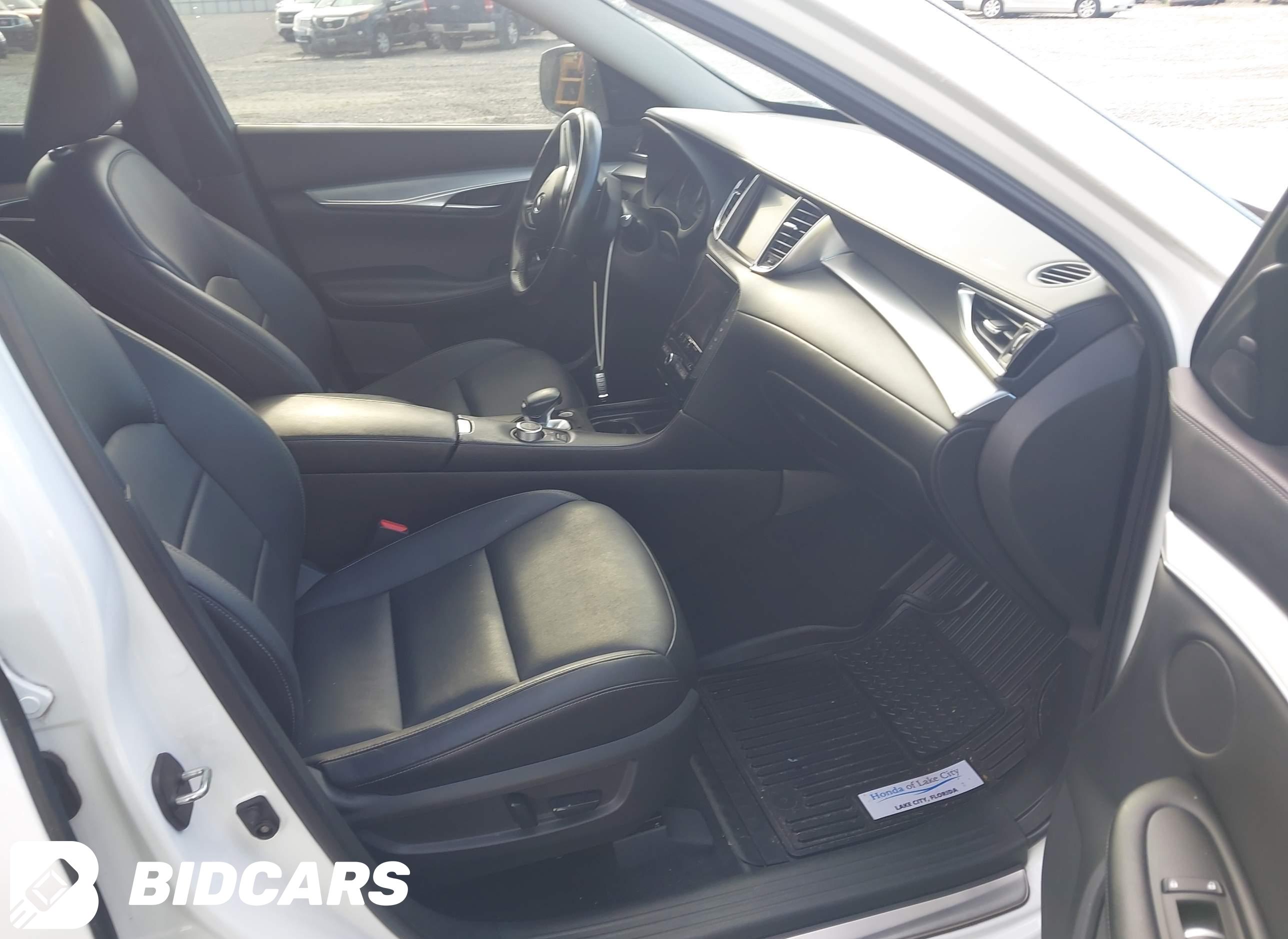2020 Infiniti QX50, Luxe