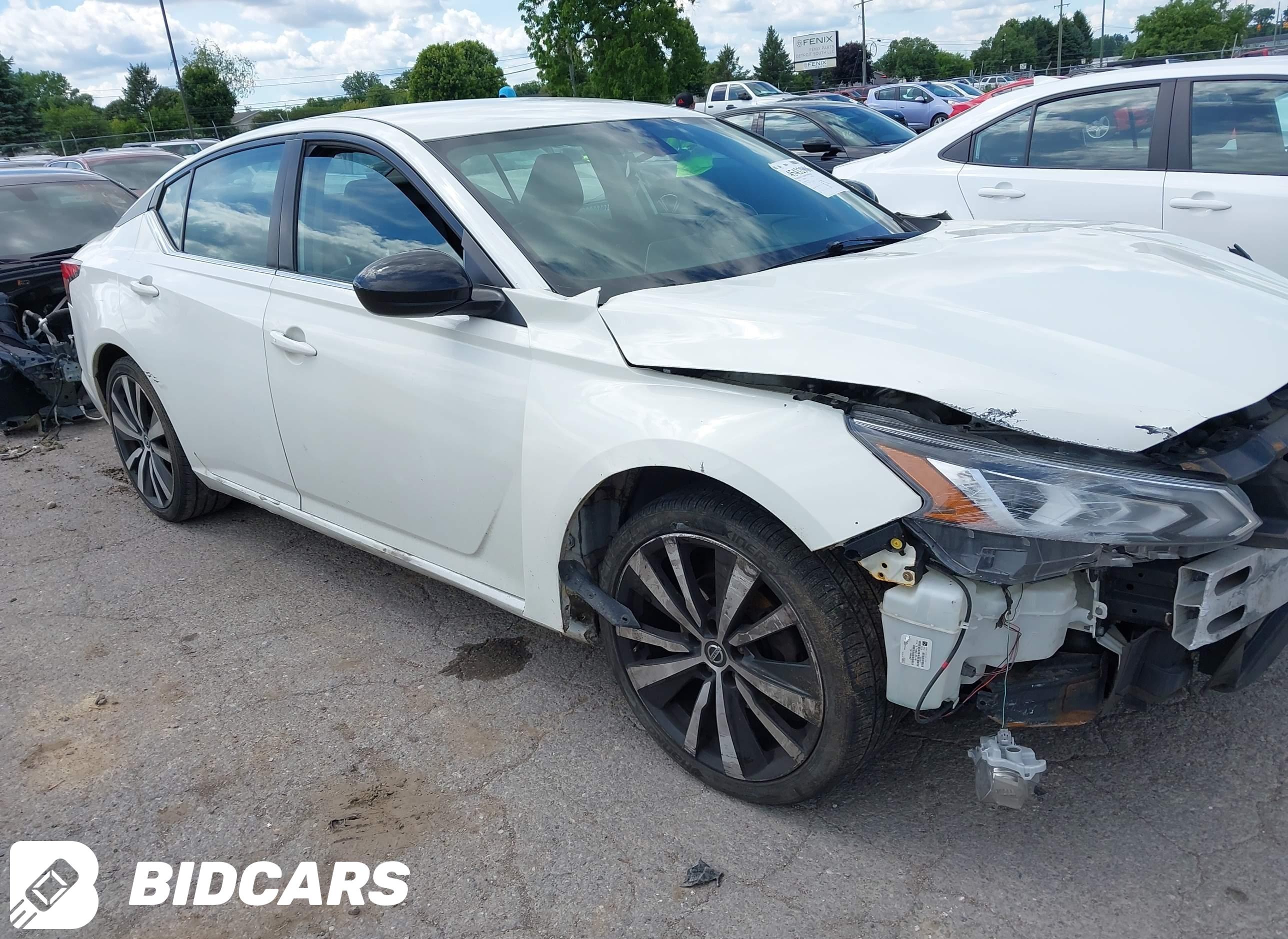 2020 Nissan Altima, Sr Fwd