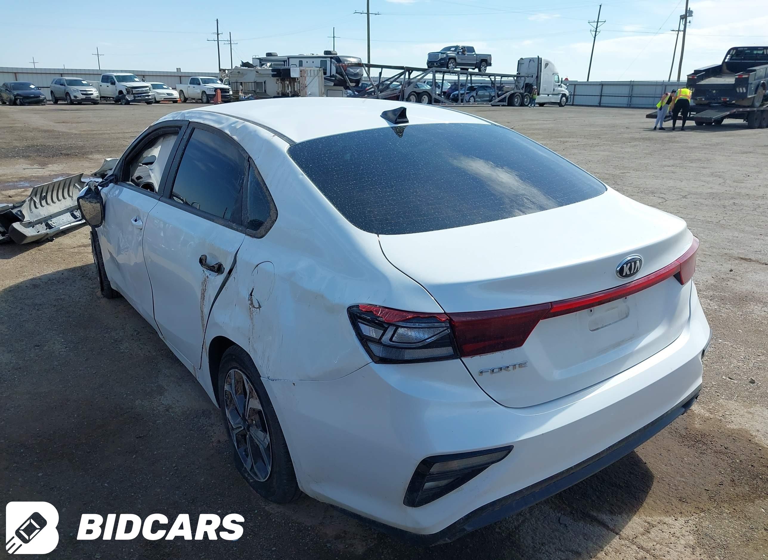 2021 KIA Forte, Lxs