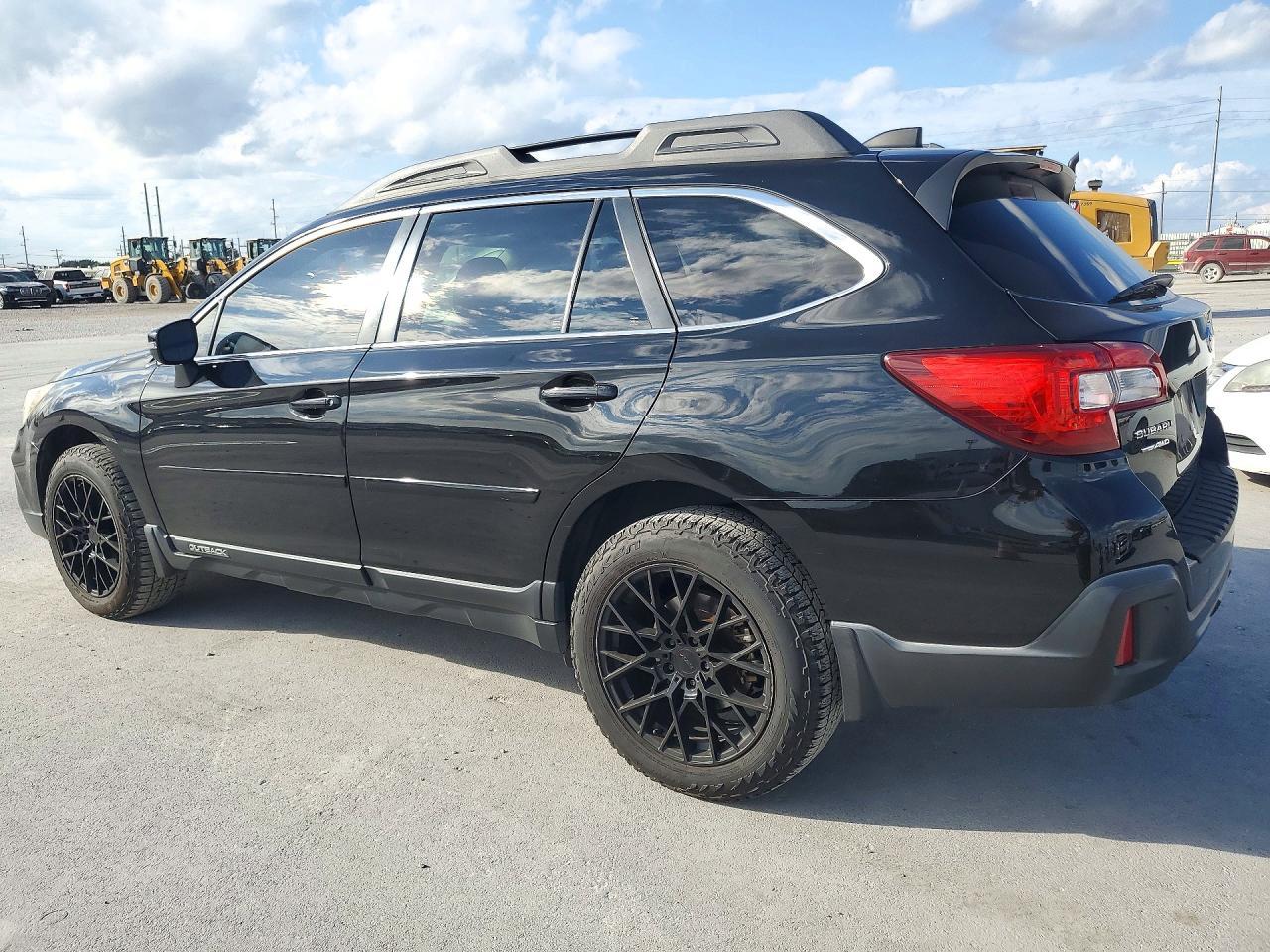 2018 Subaru Outback, 2.5I Lim...
