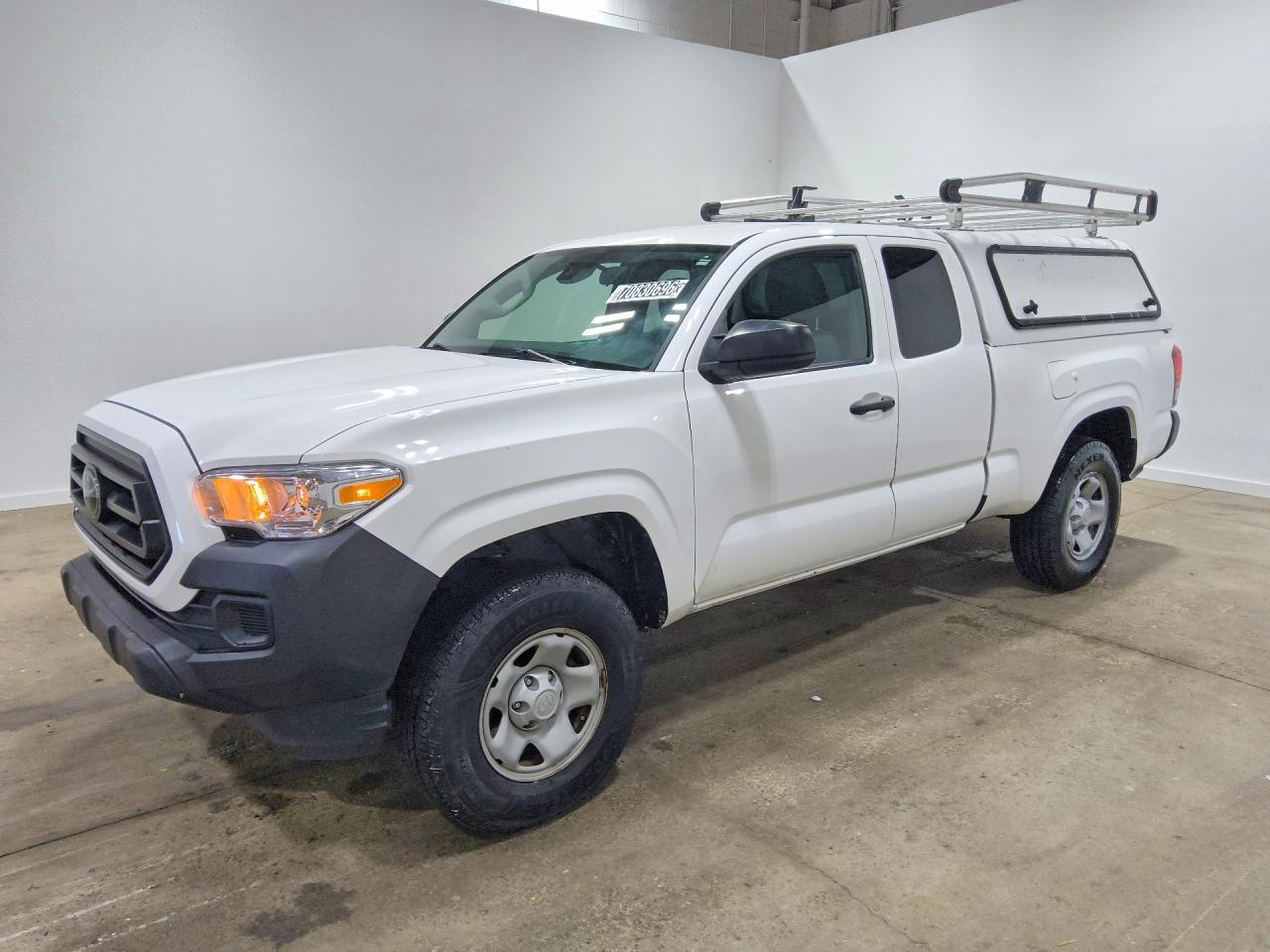 2022 Toyota Tacoma, SR