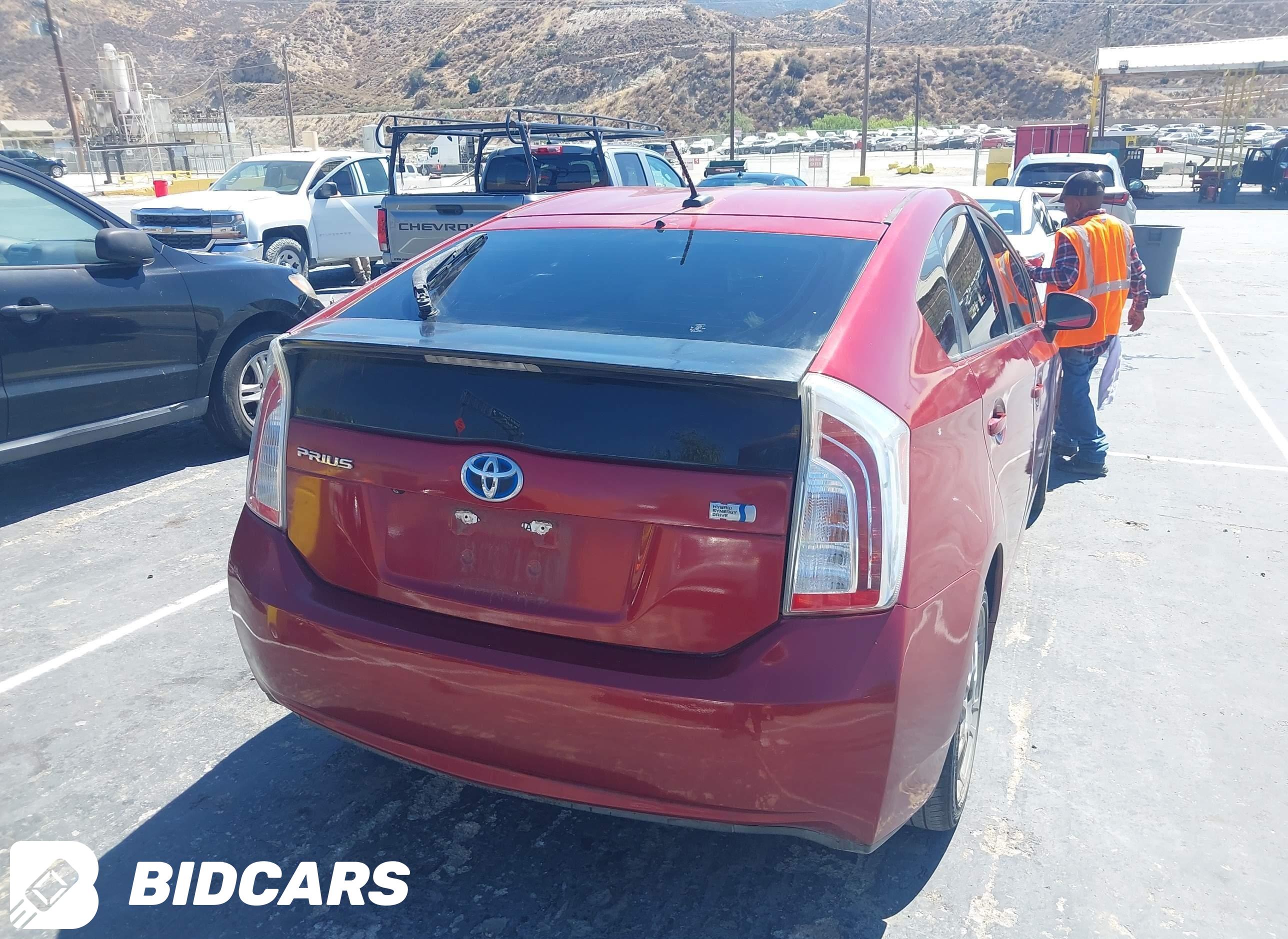 2015 Toyota Prius, Three