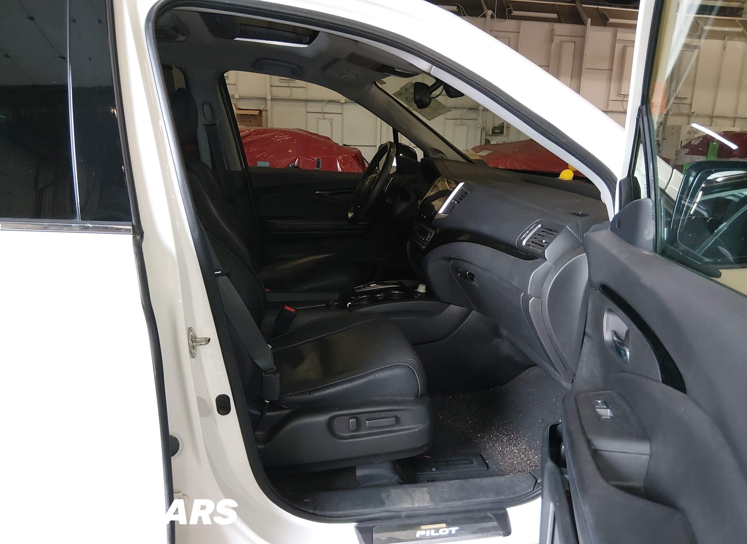 2018 Honda Pilot, Elite
