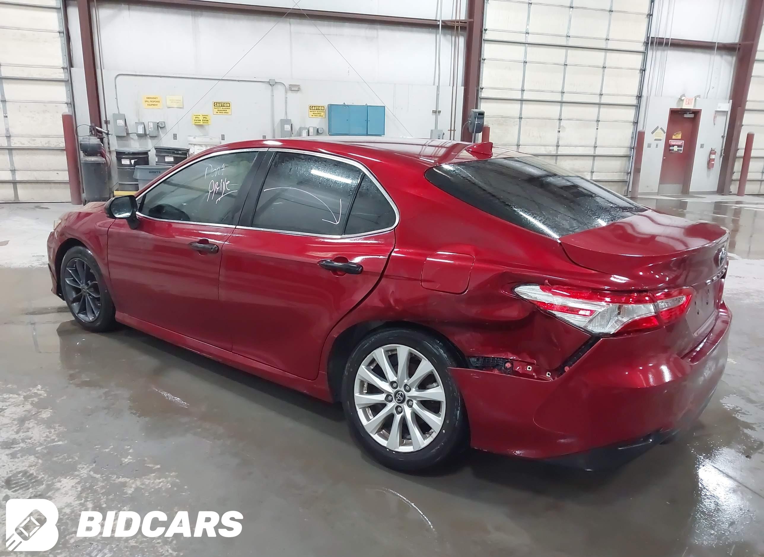 2019 Toyota Camry, LE