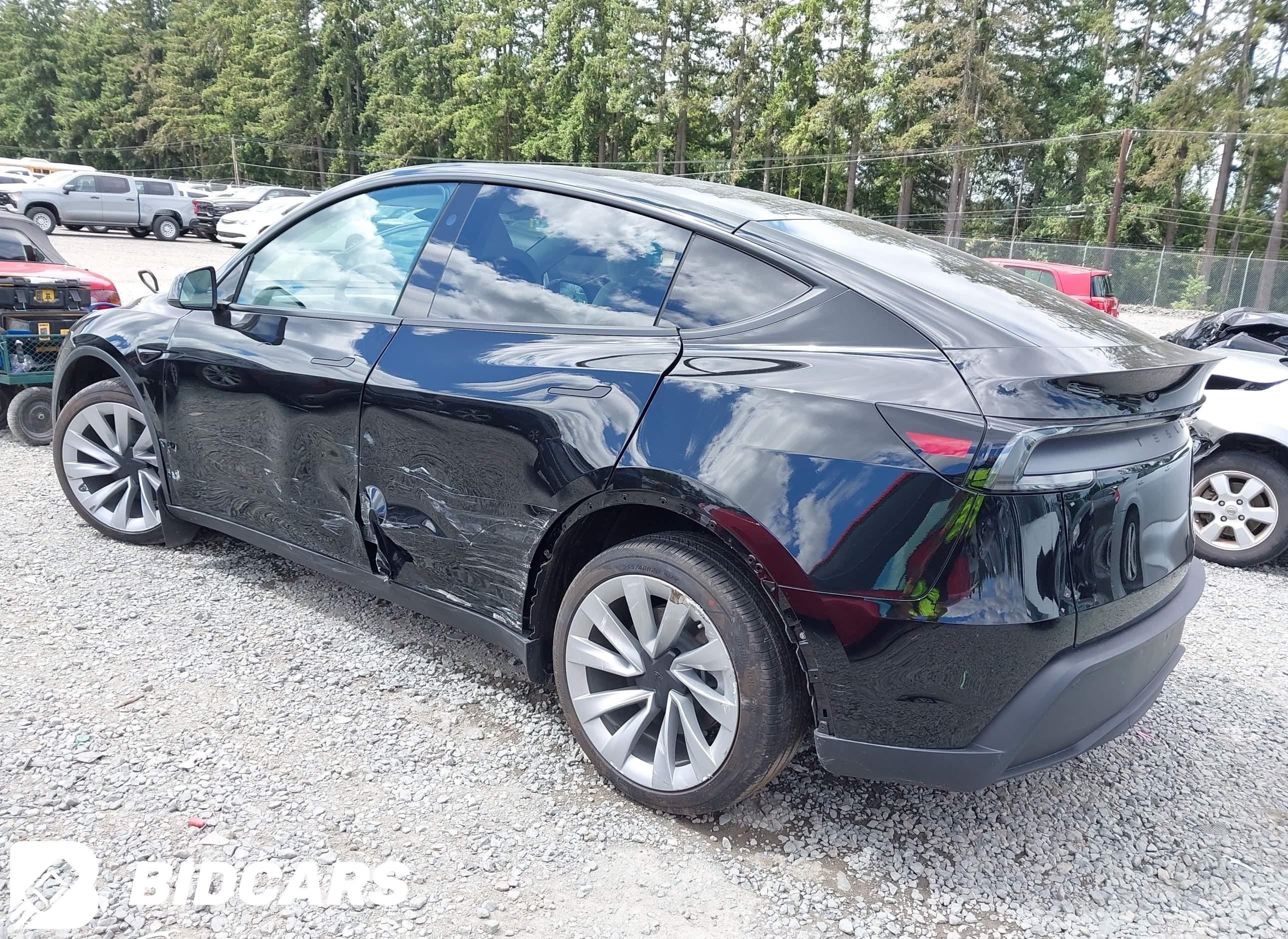 2026 Tesla Model Y, All-Wheel...