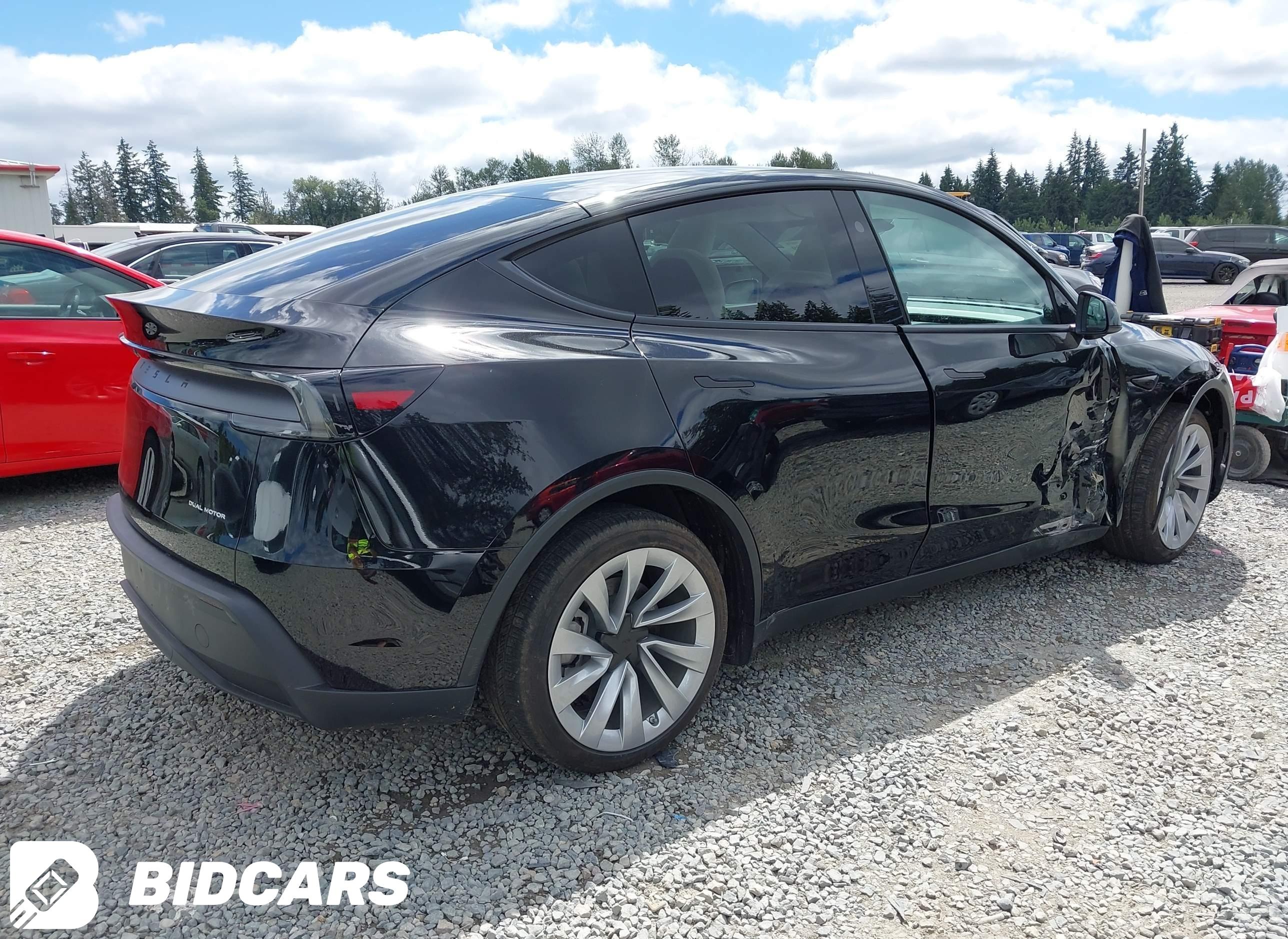 2026 Tesla Model Y, All-Wheel...