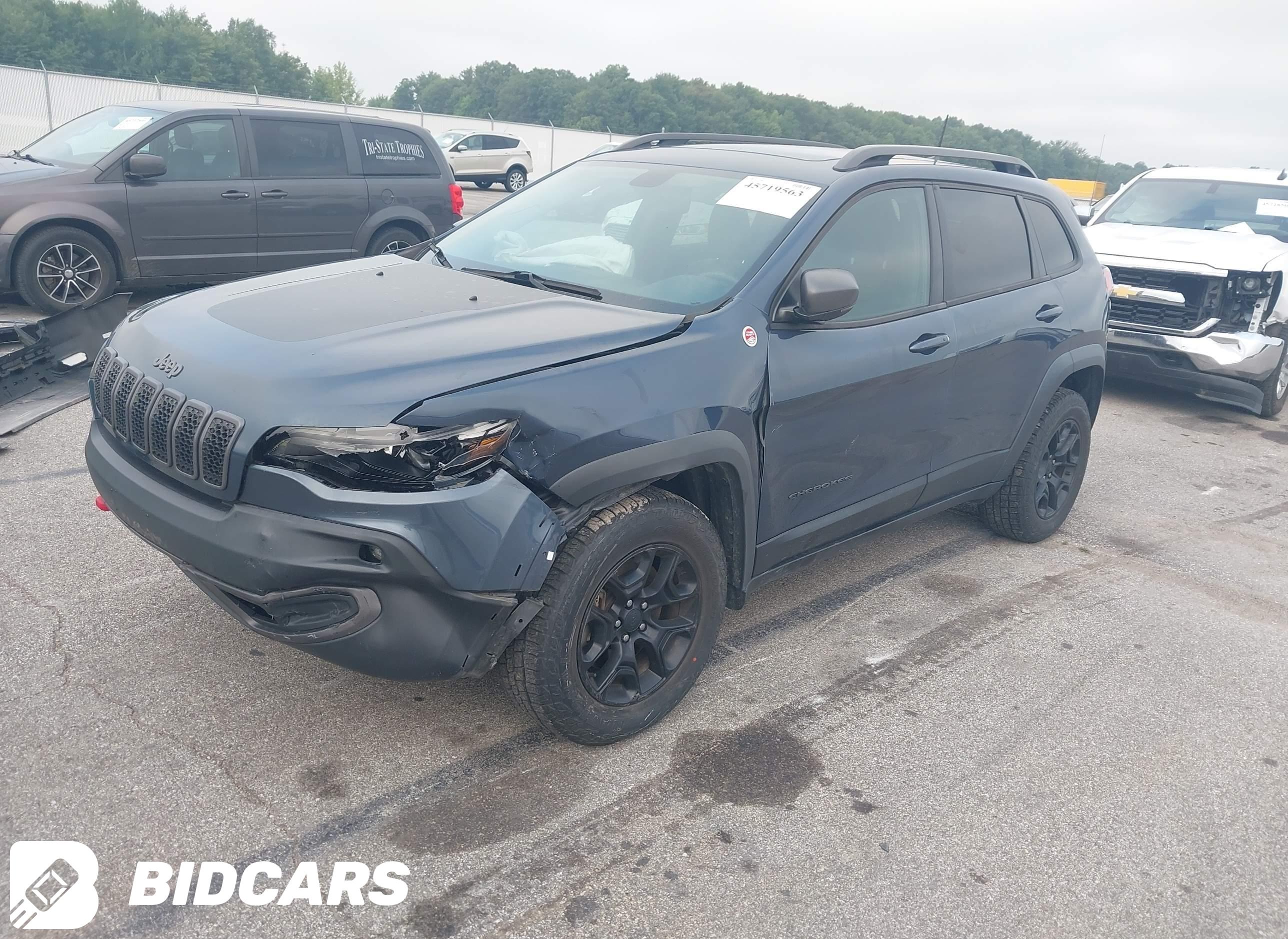 2019 Jeep Cherokee, Trailhawk...