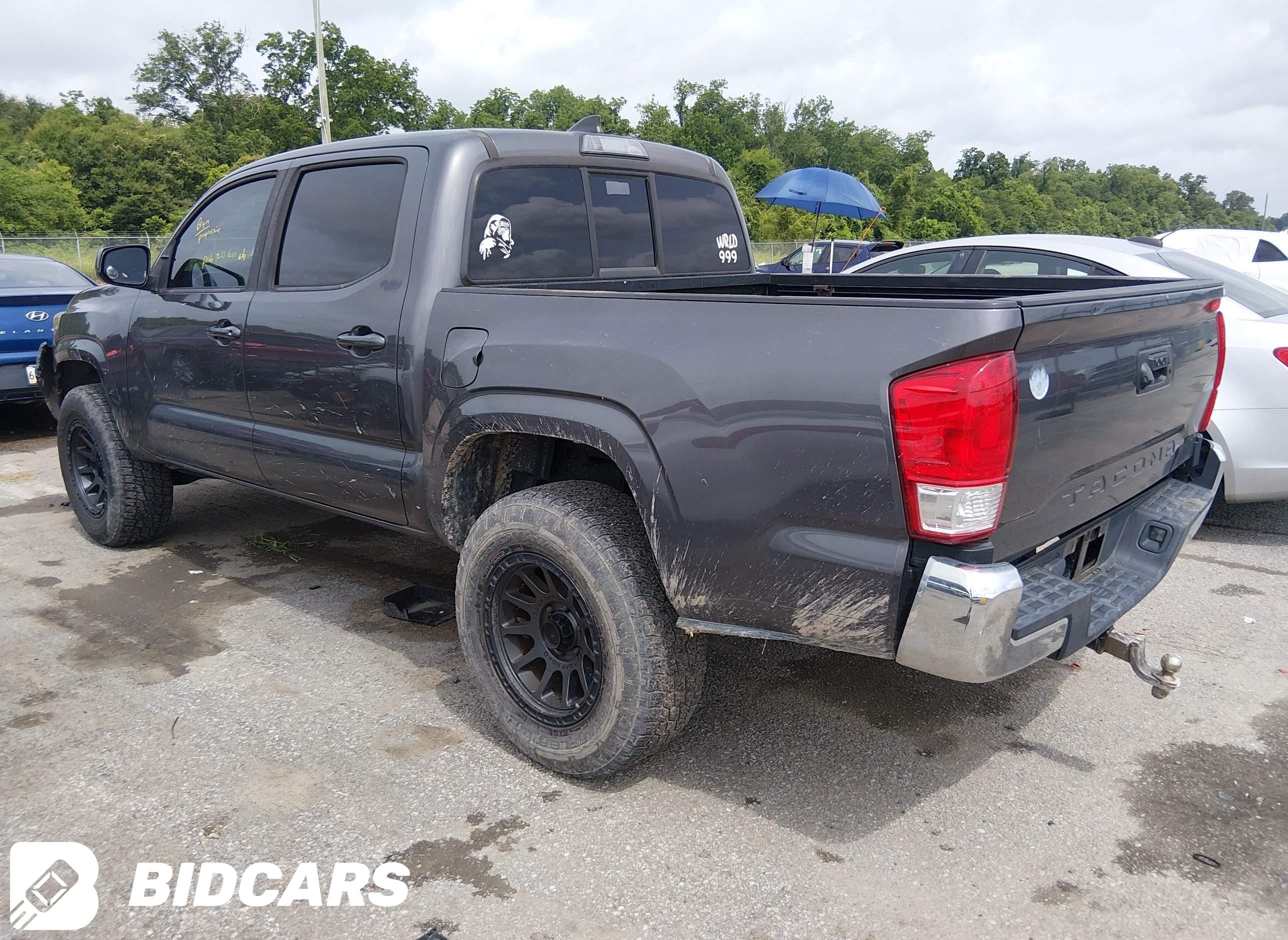 2016 Toyota Tacoma, SR5