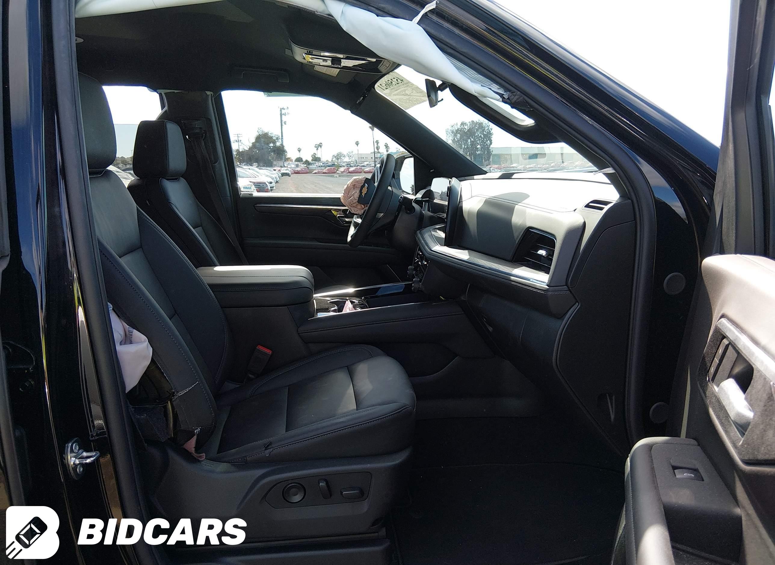 2026 Chevrolet Suburban, Lt, Rwd