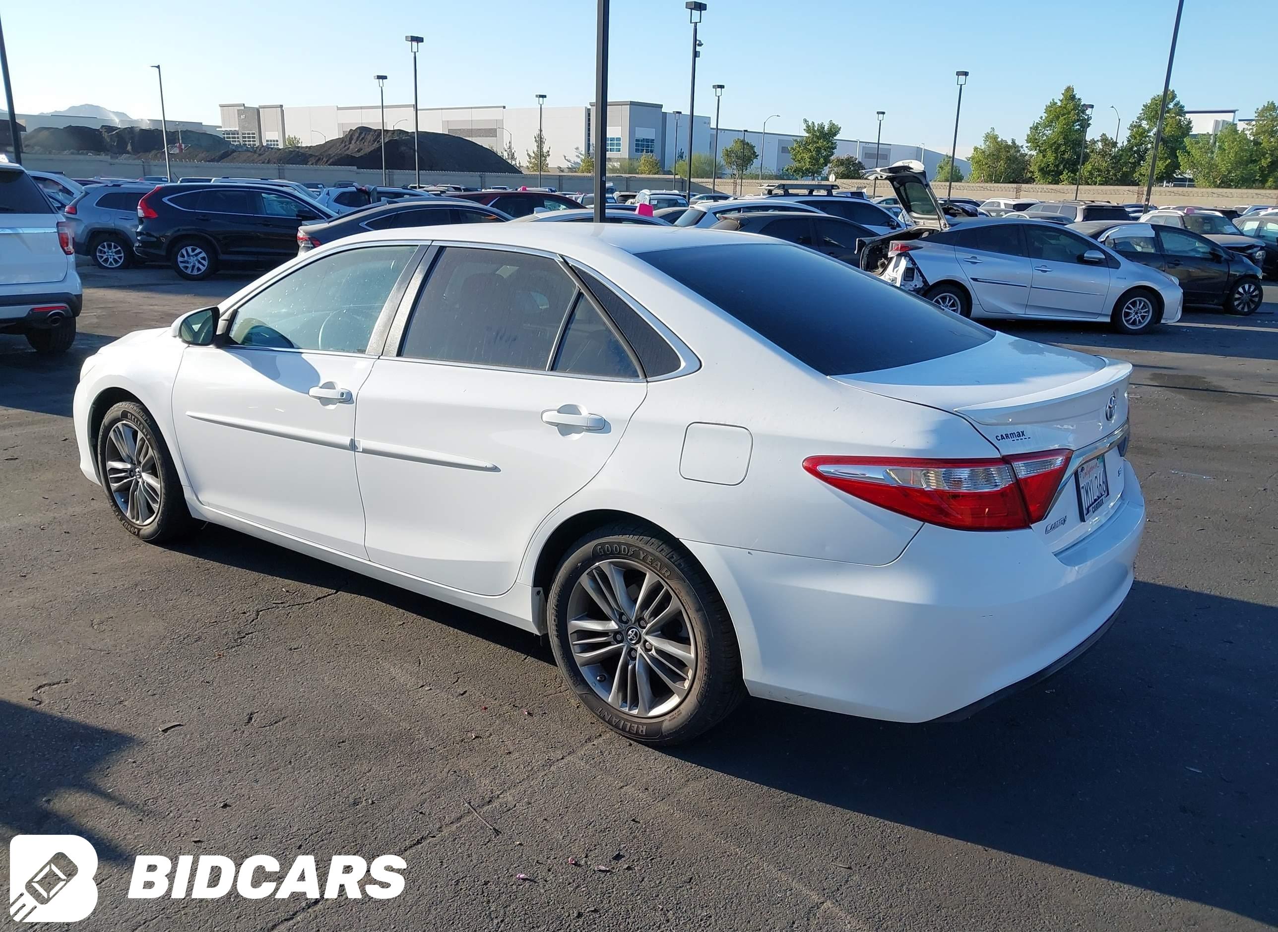 2015 Toyota Camry, SE