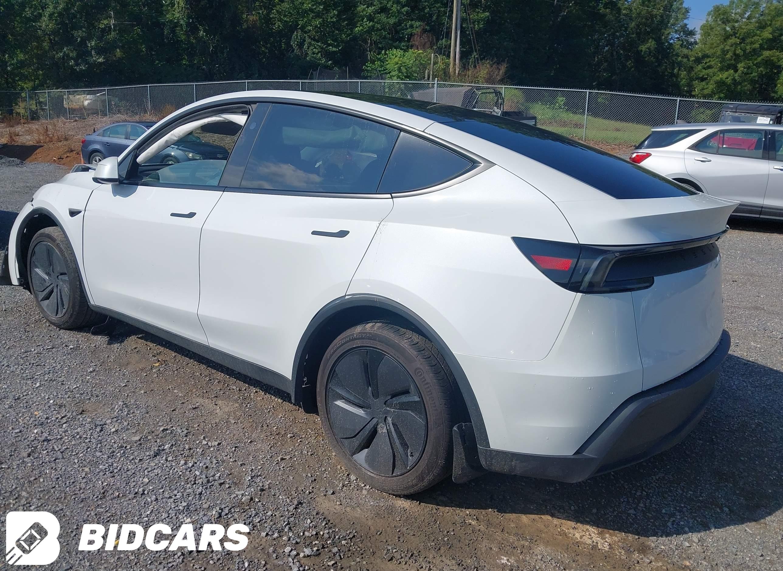 2026 Tesla Model Y, All-Wheel...