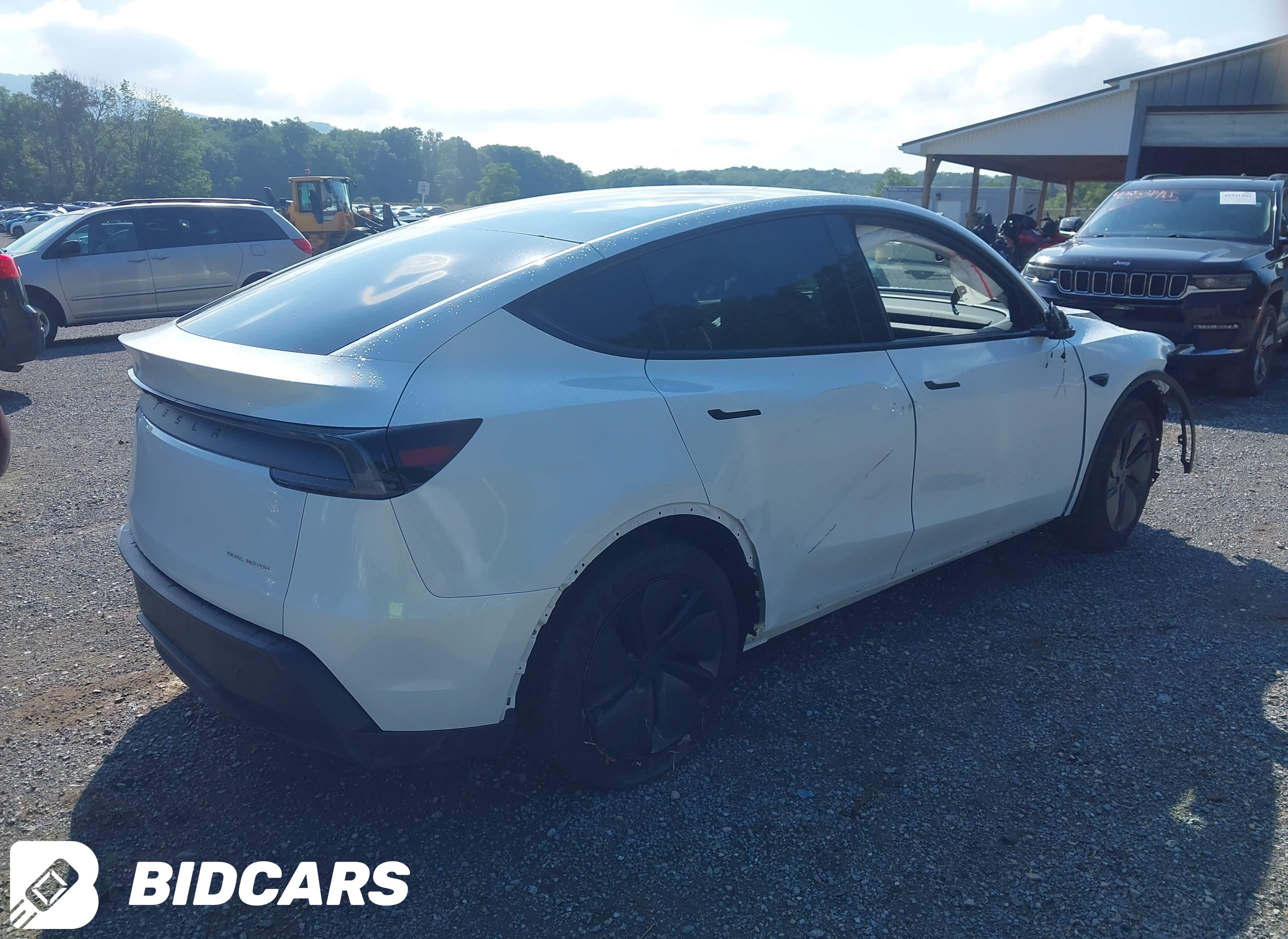 2026 Tesla Model Y, All-Wheel...