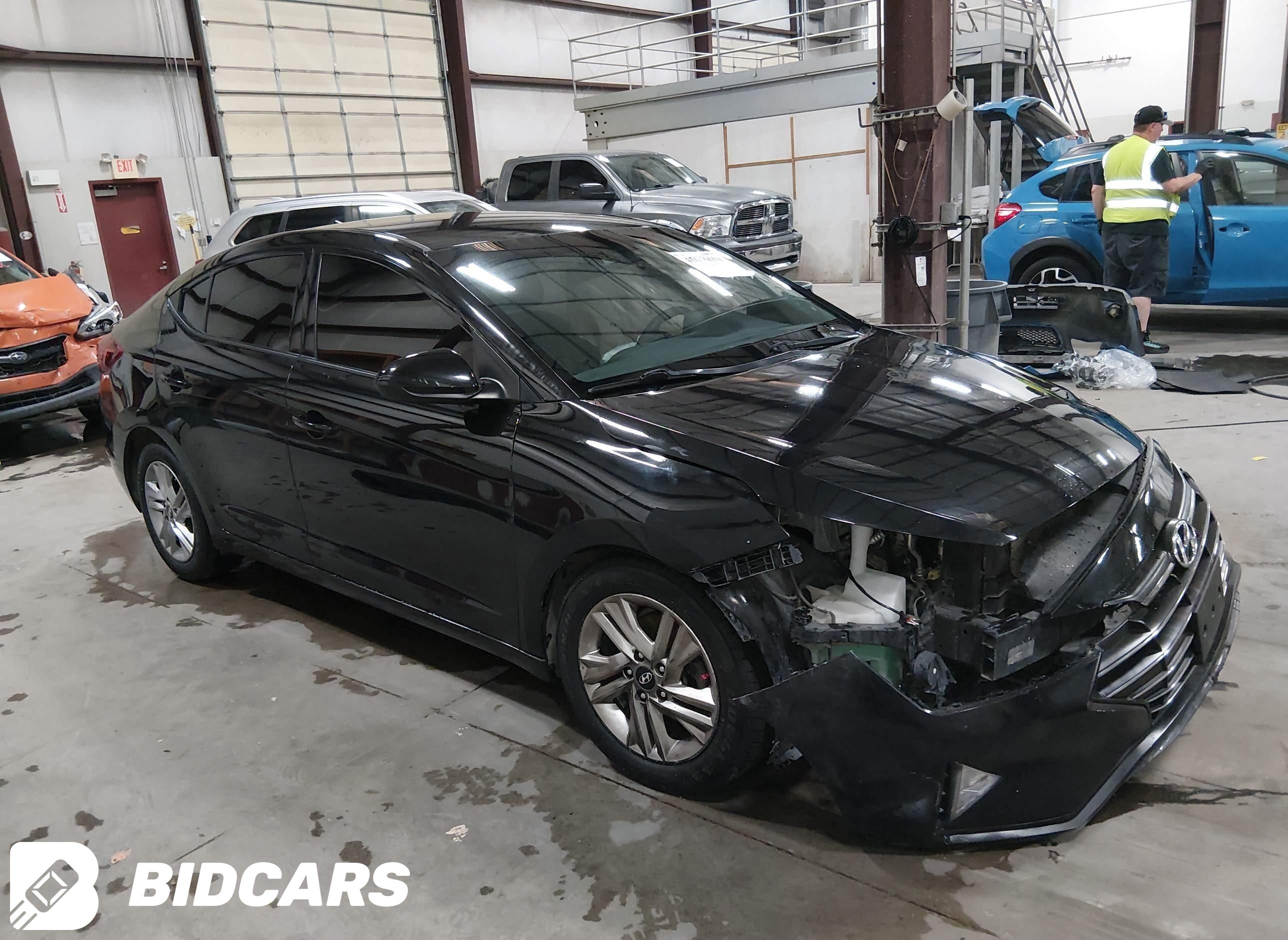 2020 Hyundai Elantra, Sel