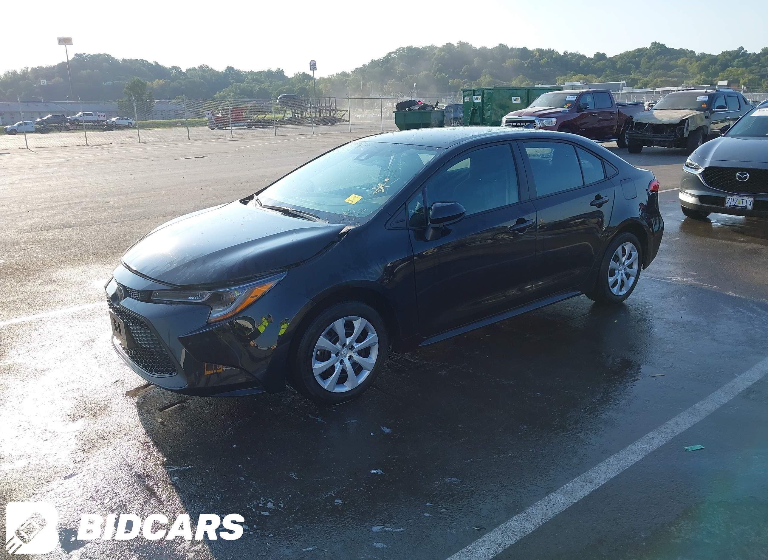 2022 Toyota Corolla, LE