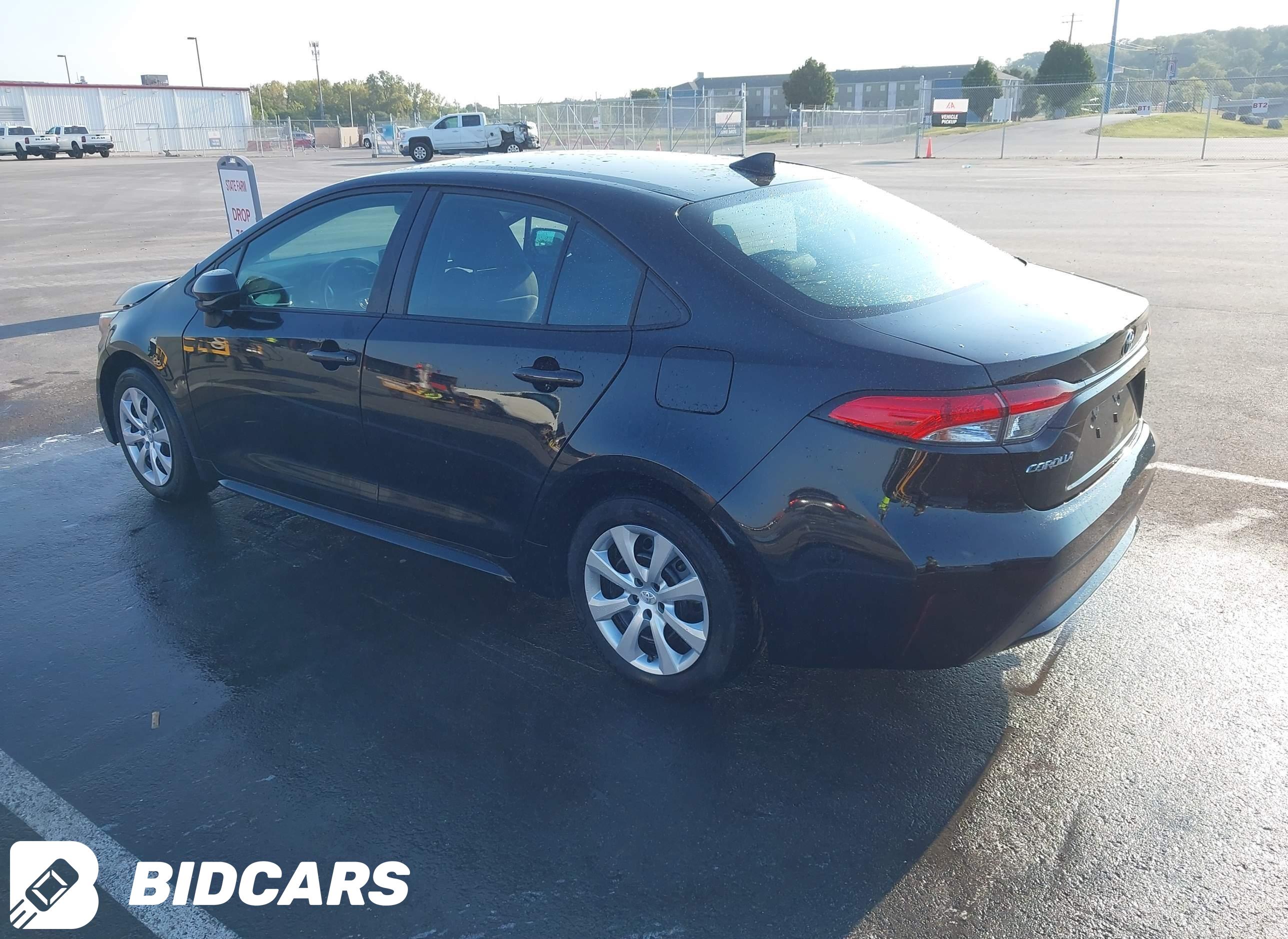 2022 Toyota Corolla, LE