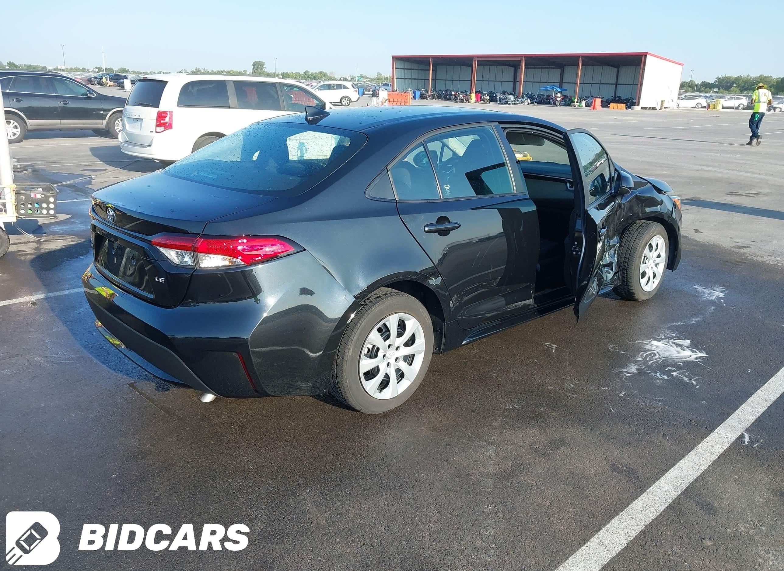2022 Toyota Corolla, LE