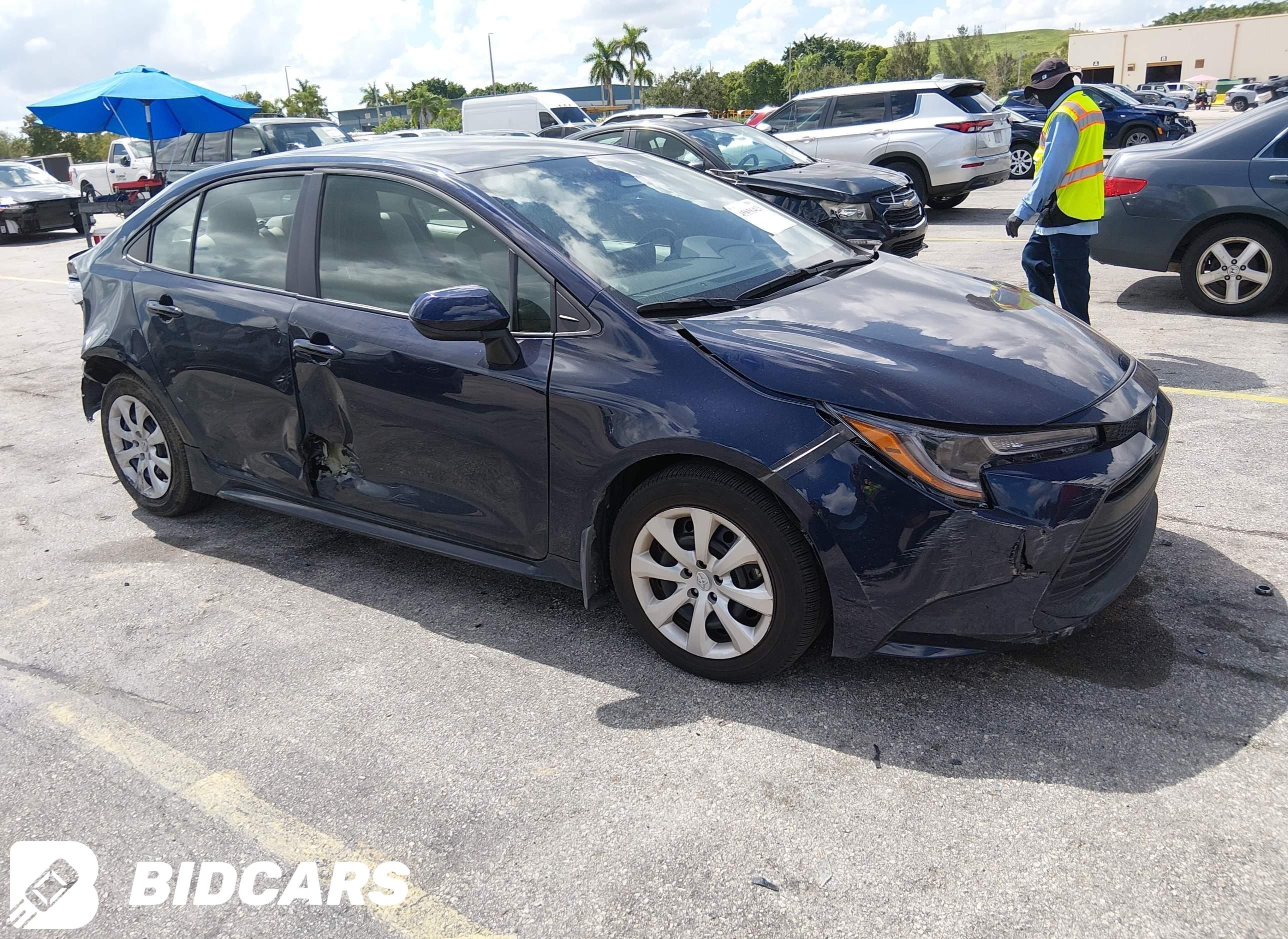 2025 Toyota Corolla, LE
