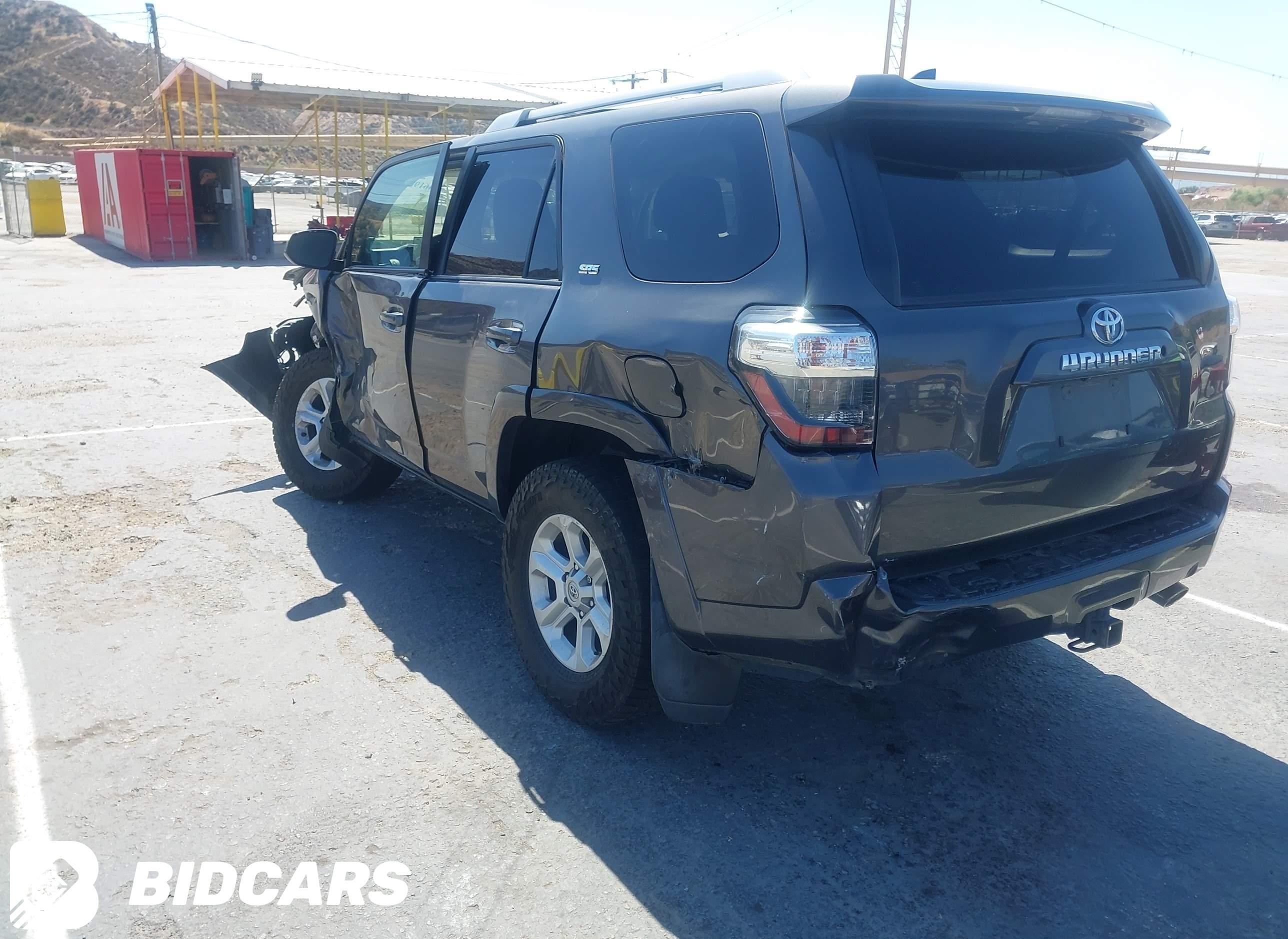 2017 Toyota 4runner, SR5
